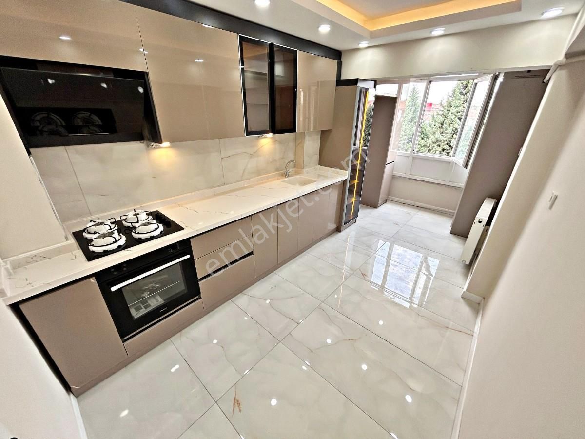 Sincan Pınarbaşı Mah 5+1 Şık Tasarım Teraslı Daire