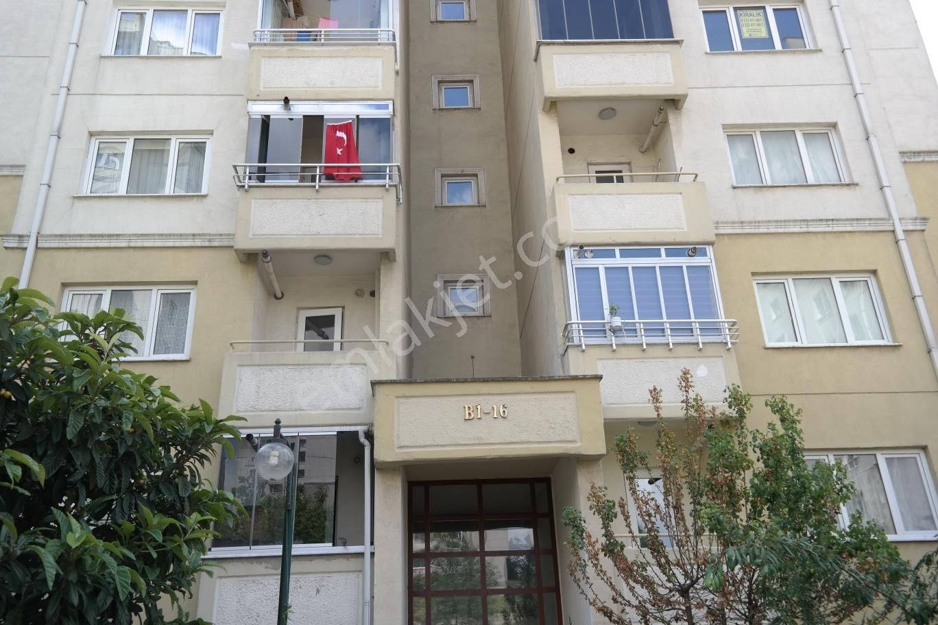 Küçekçekmece Halkalı Atakent Toki Fulya 2+1 Satılık 84m2 Daire