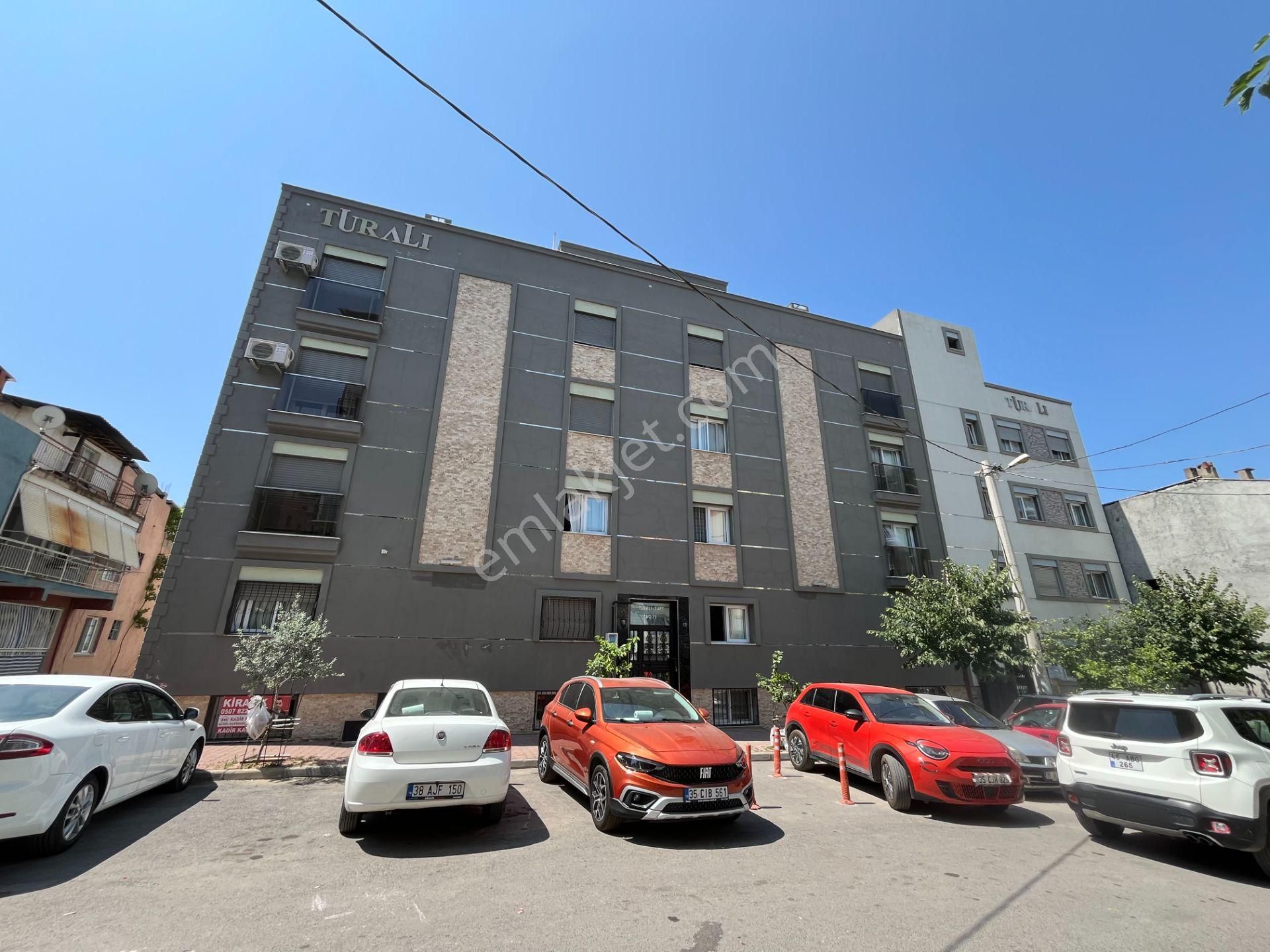 Gümüşpala'da Doğalgazlı, Ebeveyn Banyolu, Vestiyerli 3+1 Kiralık