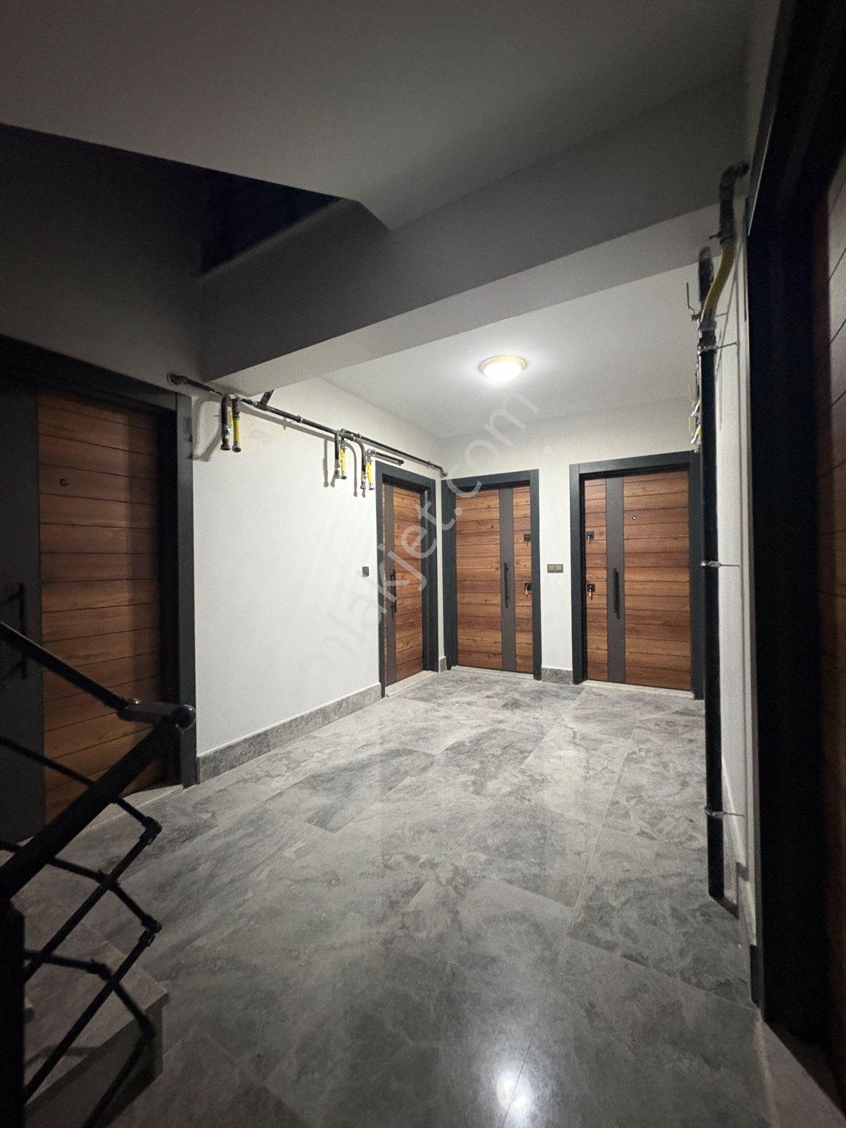 Kartepenin Kalbinde 1+1 Yeni Nesil Daire Ve Home Ofisler - Görsel 19