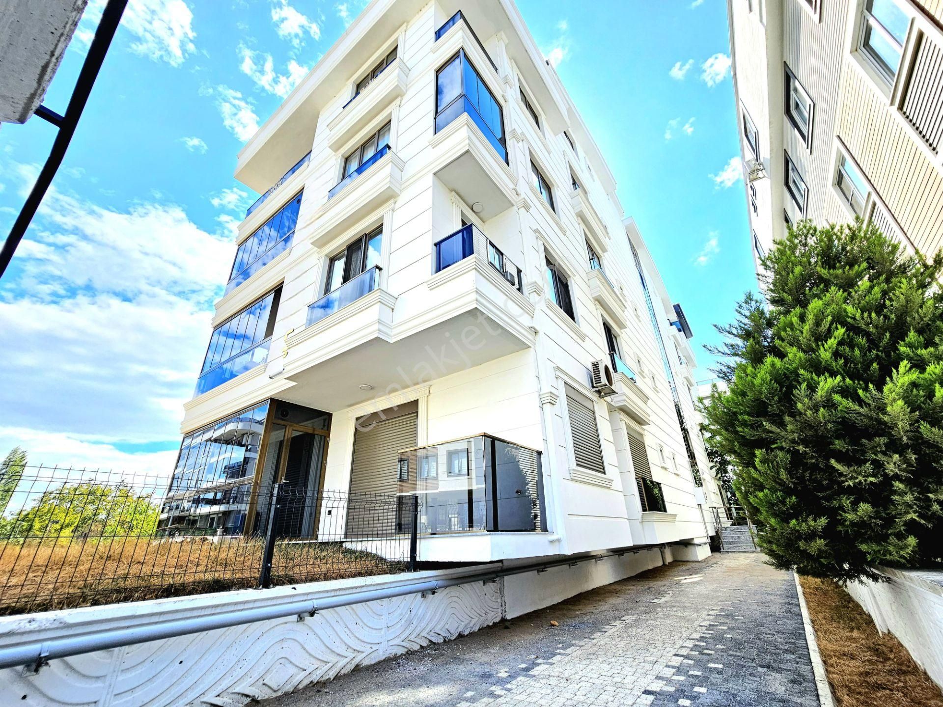 ▶ ▶akçay Körfez'den Altınkum'da Sıfır Satılık 2+1 Dubleks Daire