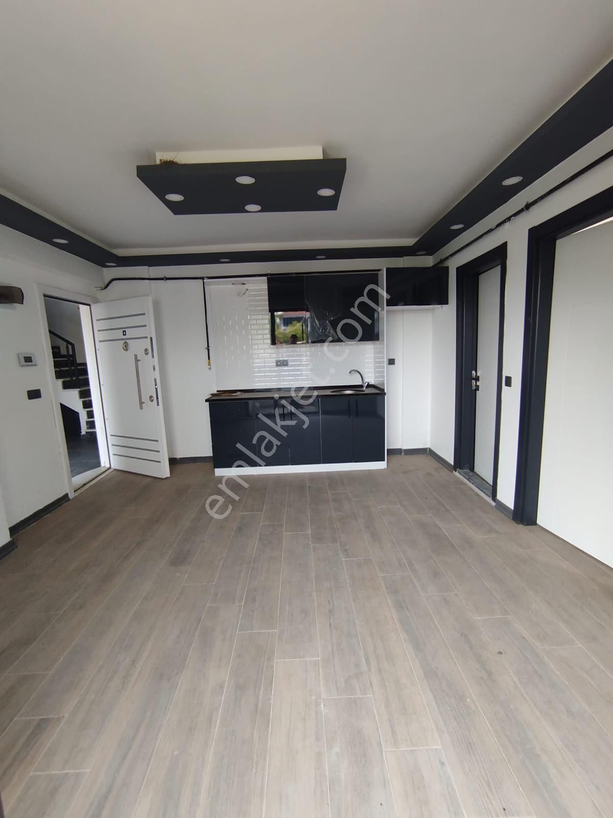 Sahibinden Sakarya Ömerciklerde Balkonlu 1+1 50m2 Yüksek Giriş
