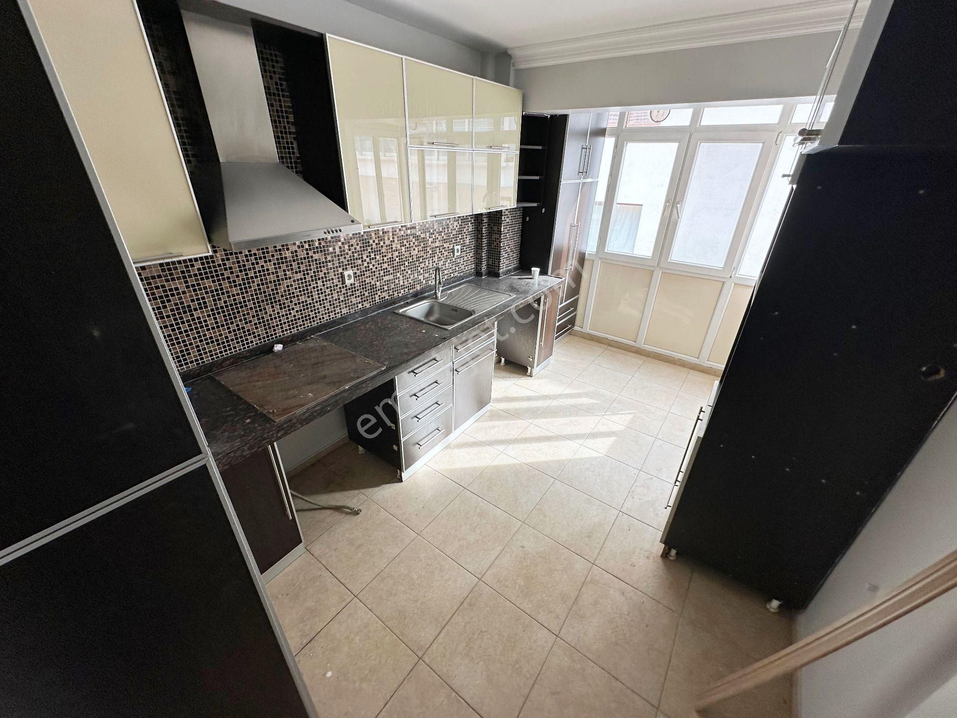 Antares Yakınında Komple Yeni Yapılı Ön Cephe 125 M2 3+1 Daire