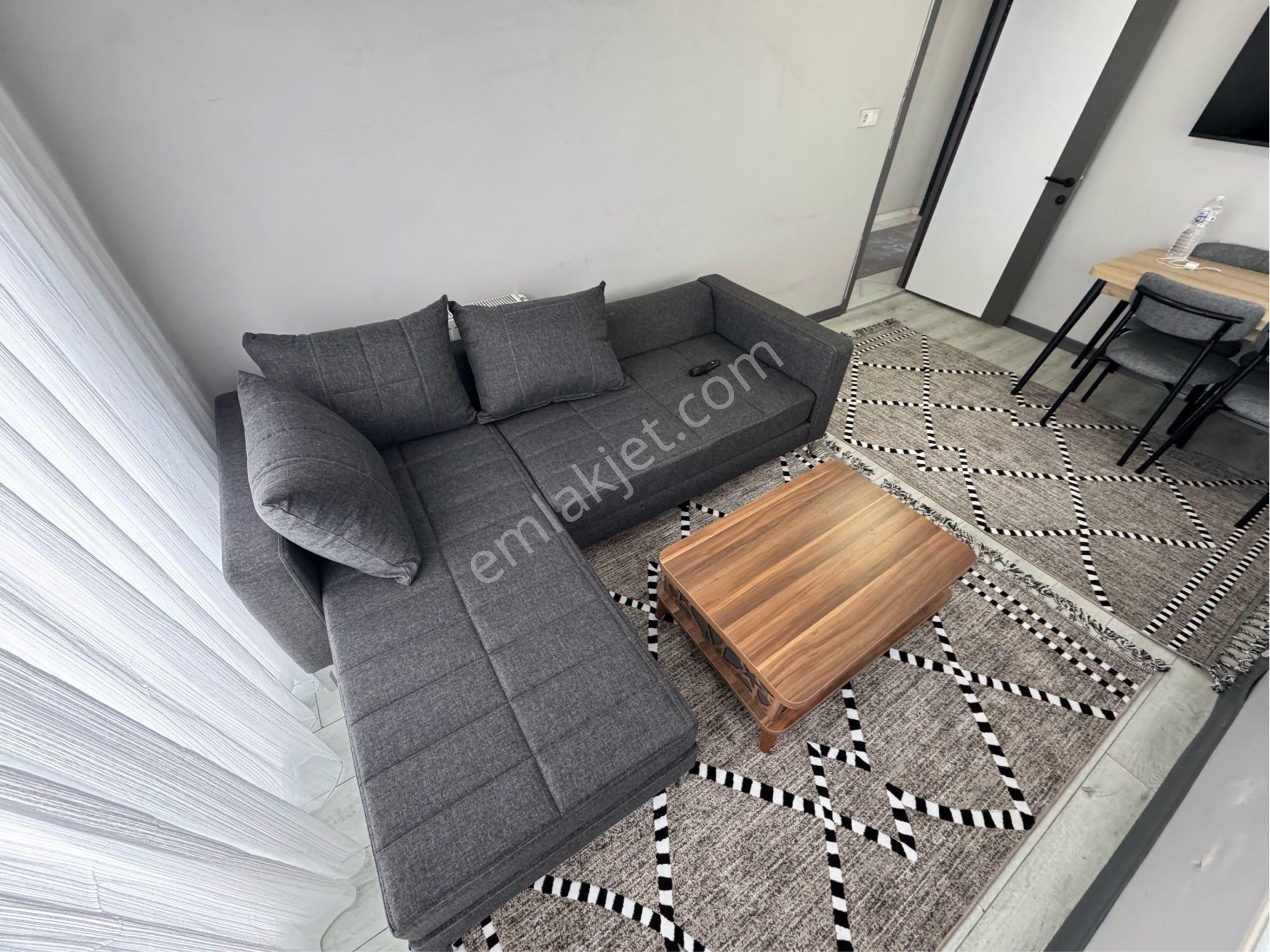 Cebeci Mahallesi Belediye Karşısı 1+1 80 M2 Eşyalı Asansörlü Kiralık Daire