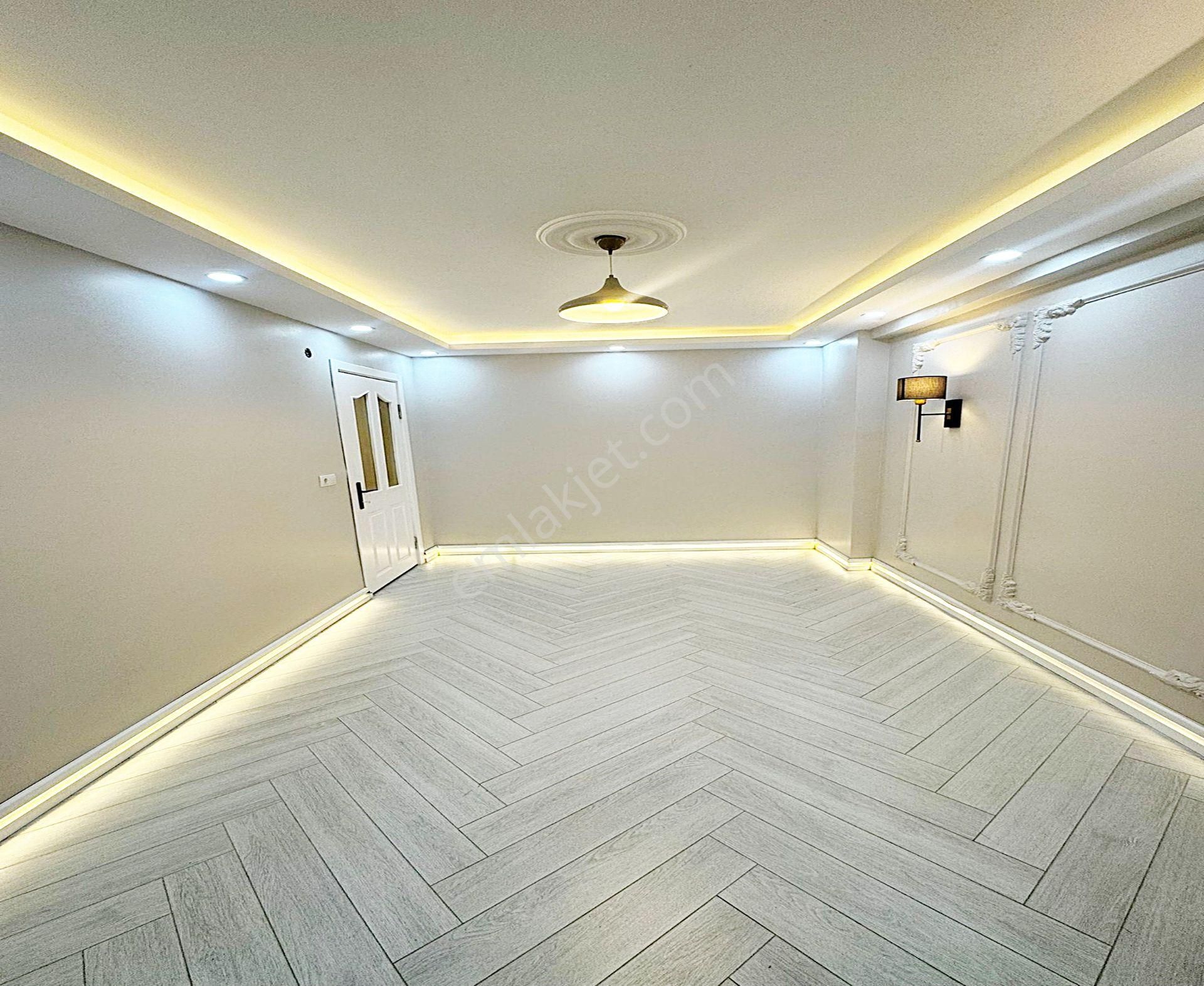 Metrobüsün Dibinde Lüks Yapılı 2+1 110m2 Çok Uygun Satılık Daire - Görsel 11