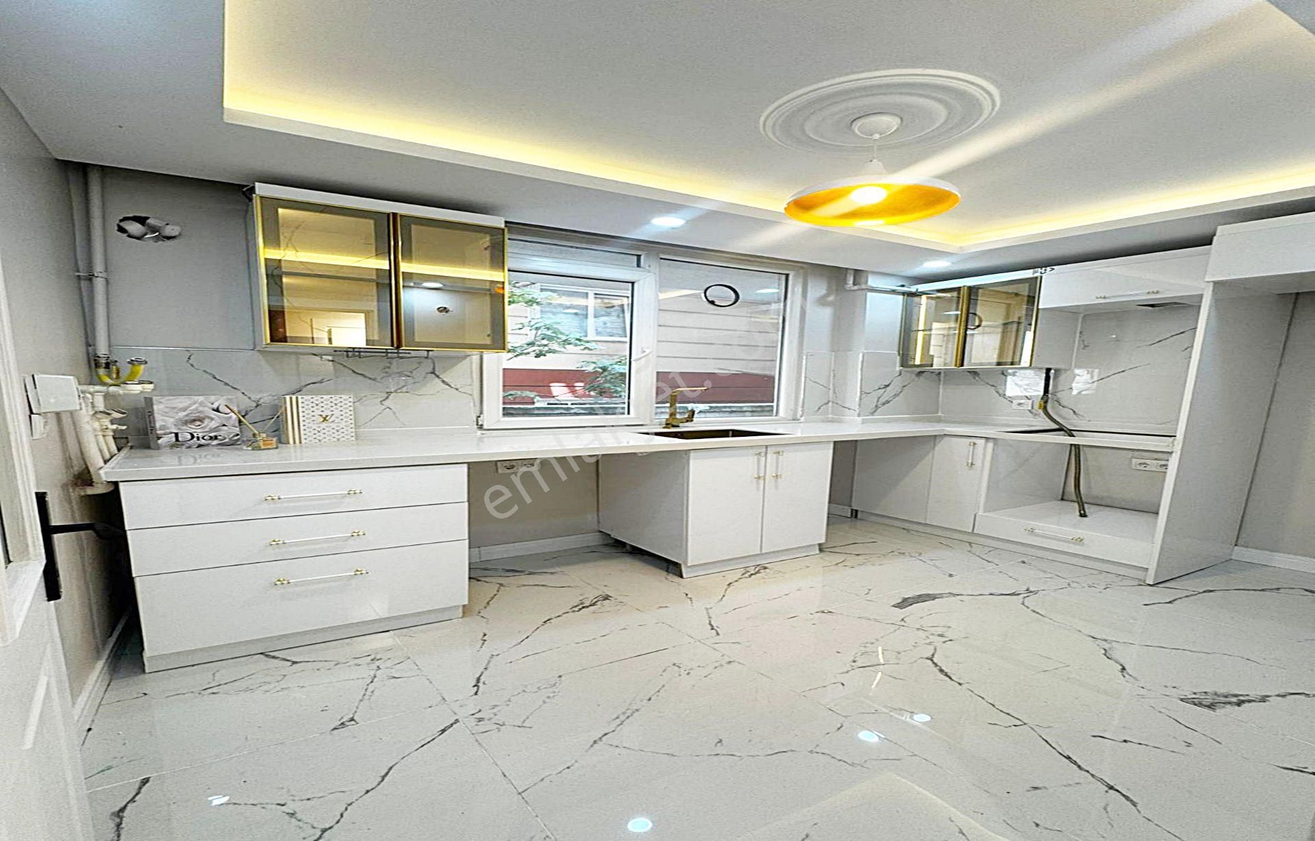 Metrobüsün Dibinde Lüks Yapılı 2+1 110m2 Çok Uygun Satılık Daire - Görsel 26