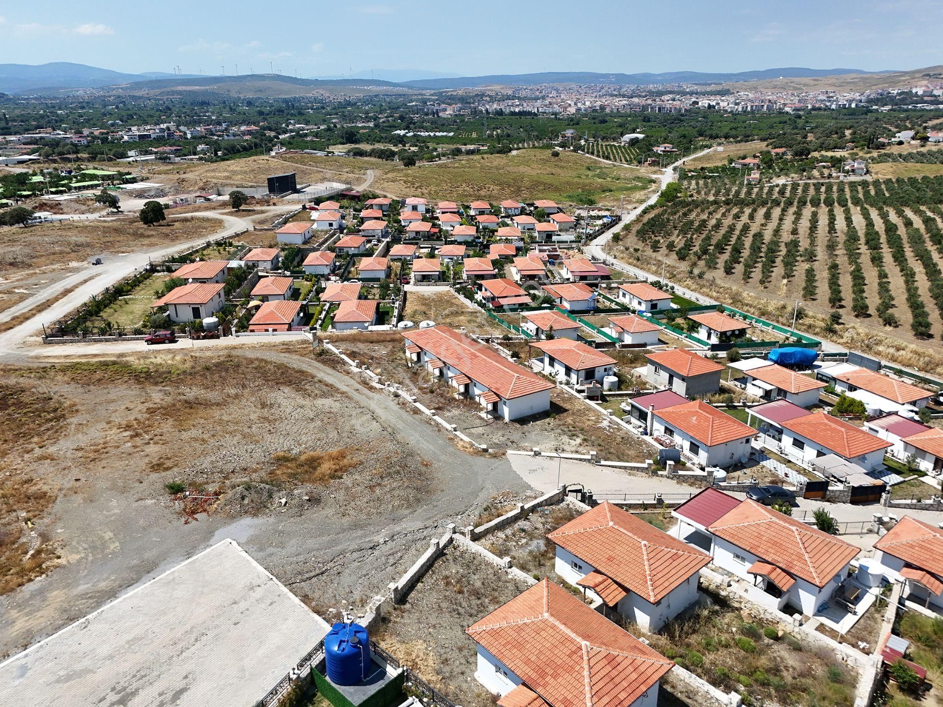 Seferihisar'da 1200 M2 Arsa İçinde 4 Üniteden Oluşan Ev - Görsel 13