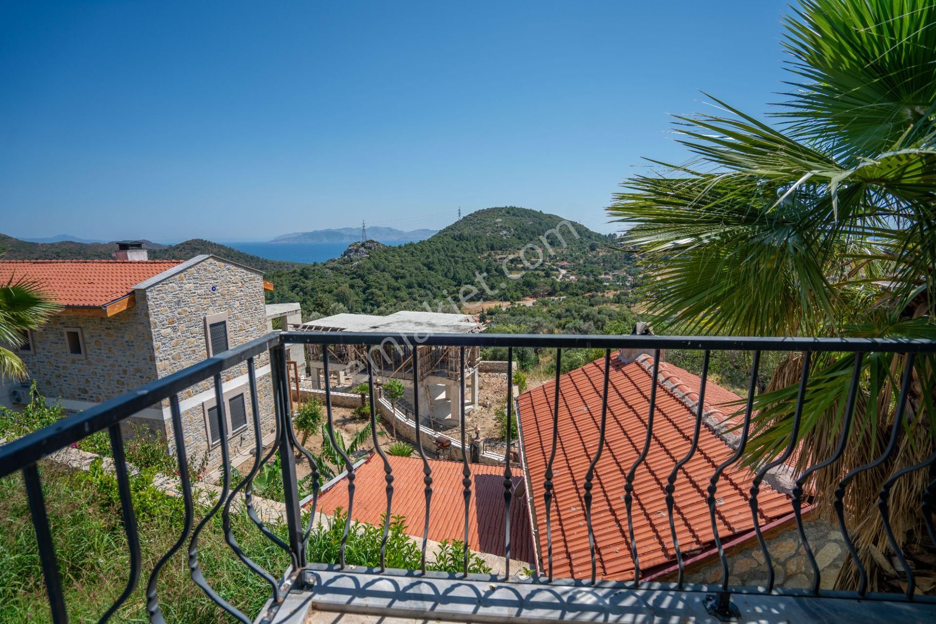 Datça Emecikte 1000m2 Arsa İçinde Deniz Manzaralı,havuzlu Villa - Görsel 12