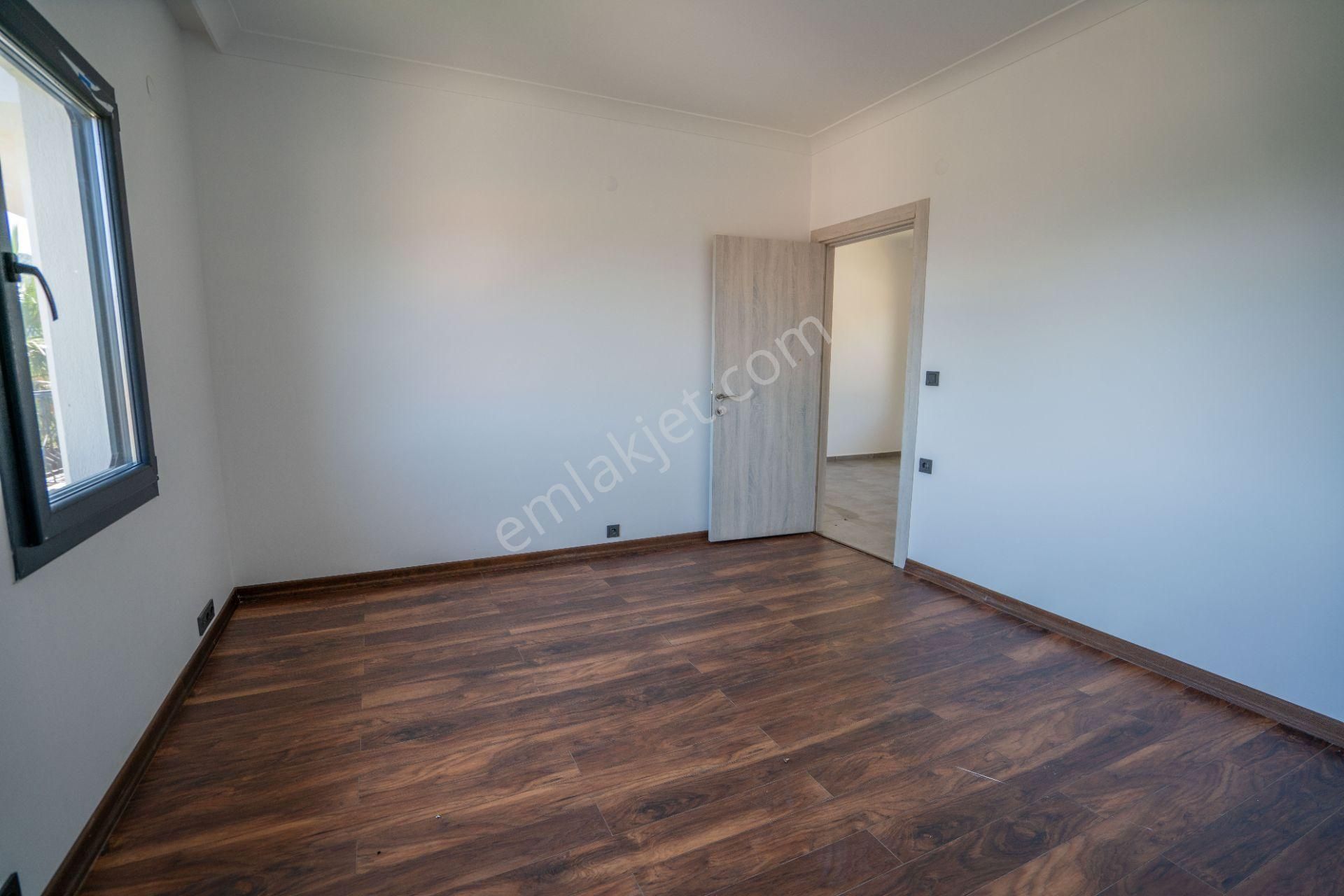 Datça Emecikte 1000m2 Arsa İçinde Deniz Manzaralı,havuzlu Villa - Görsel 18