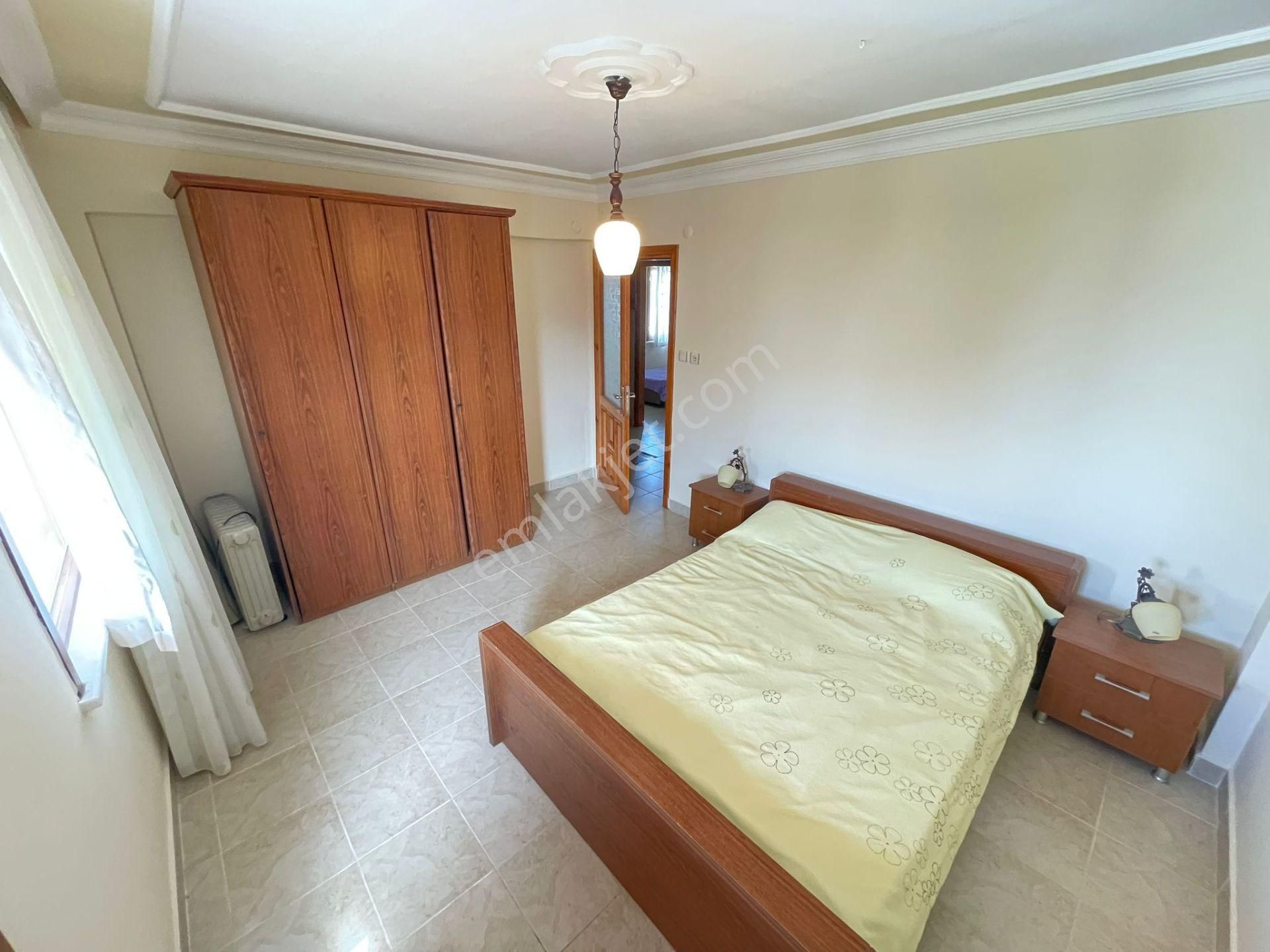 Karasu Güntur Sitesinde 3+1 Bahçeli Tatillik Villa!! - Görsel 11