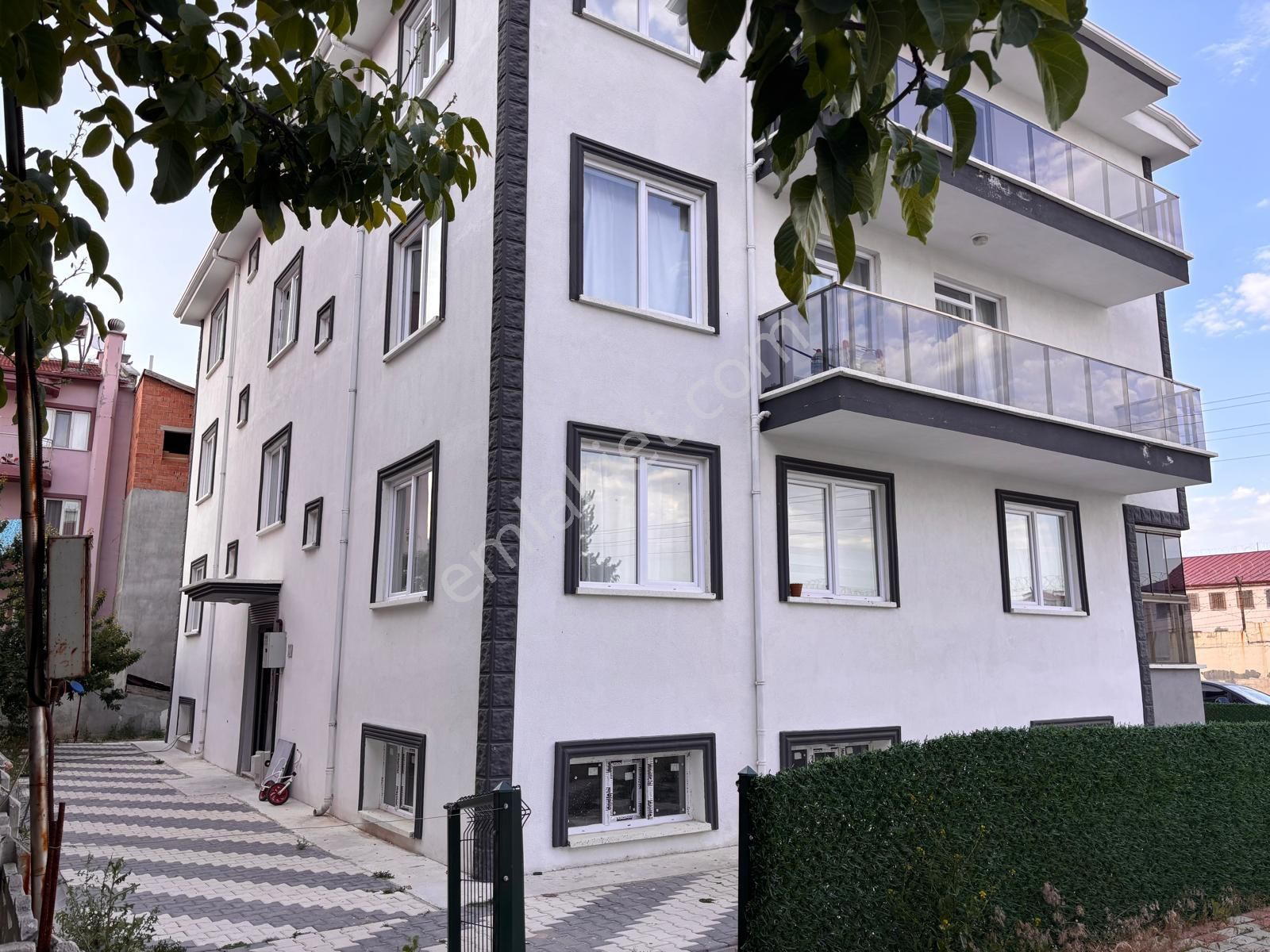 Esentepe Çok Güzel Konumda Geniş 2+1 Daireler - Görsel 30