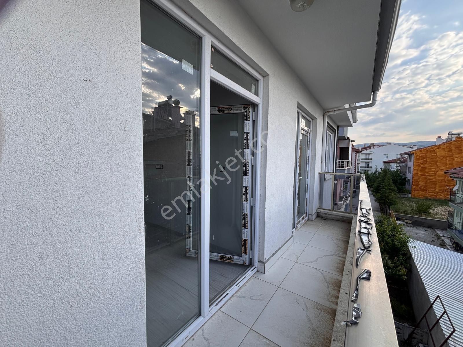 Esentepe Çok Güzel Konumda Geniş 2+1 Daireler - Görsel 24