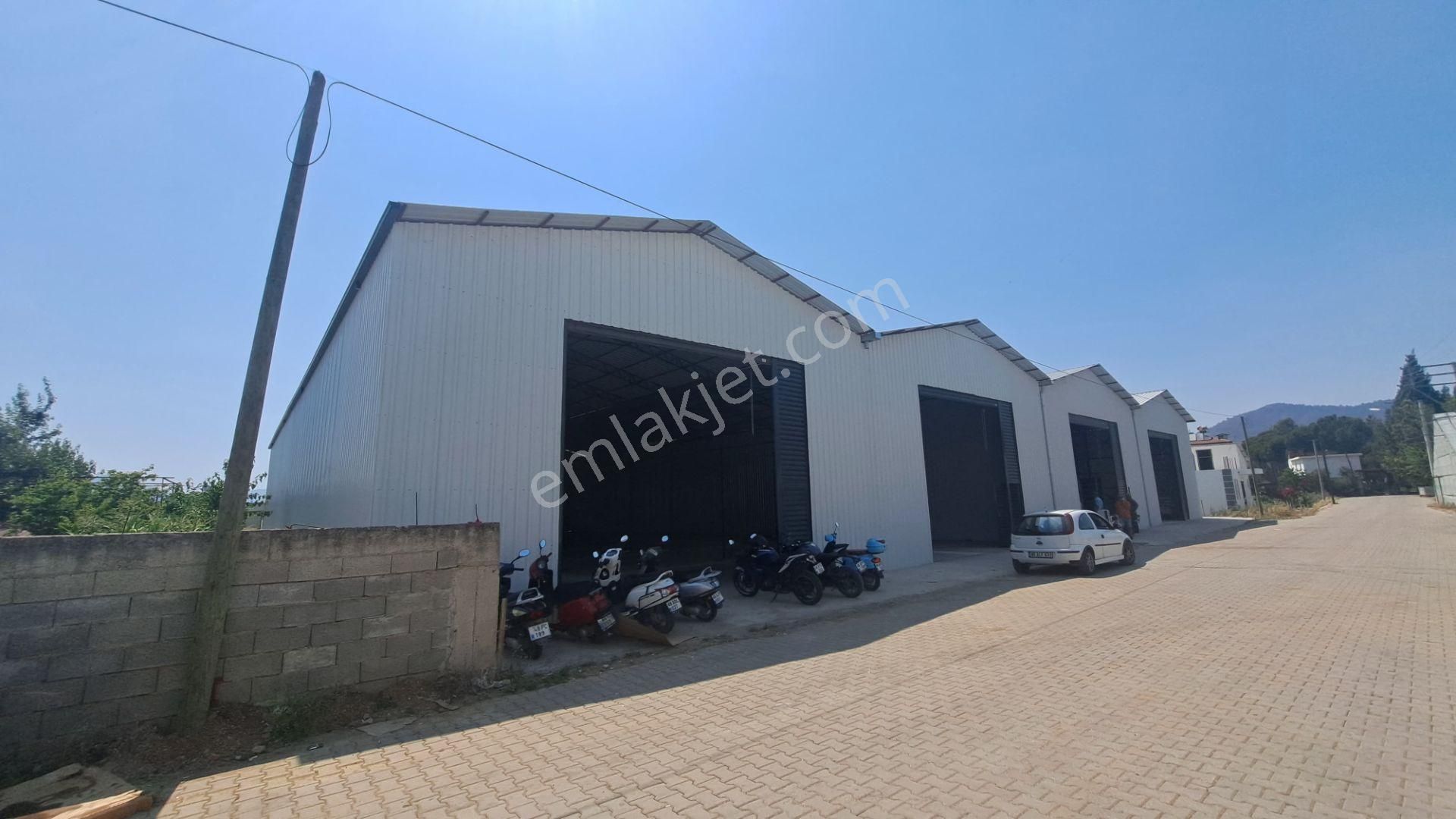 Stop’tan 850m² Büyük Depo