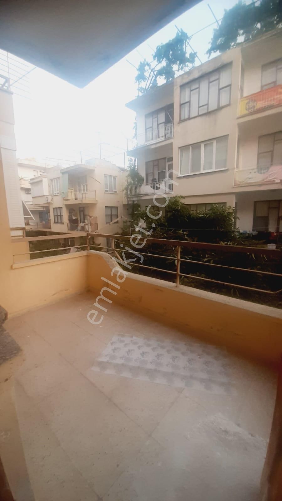 Cumhuriyet Mahallesinde Denize 300m 3+1 Kentsel Dönüşüme Uygun