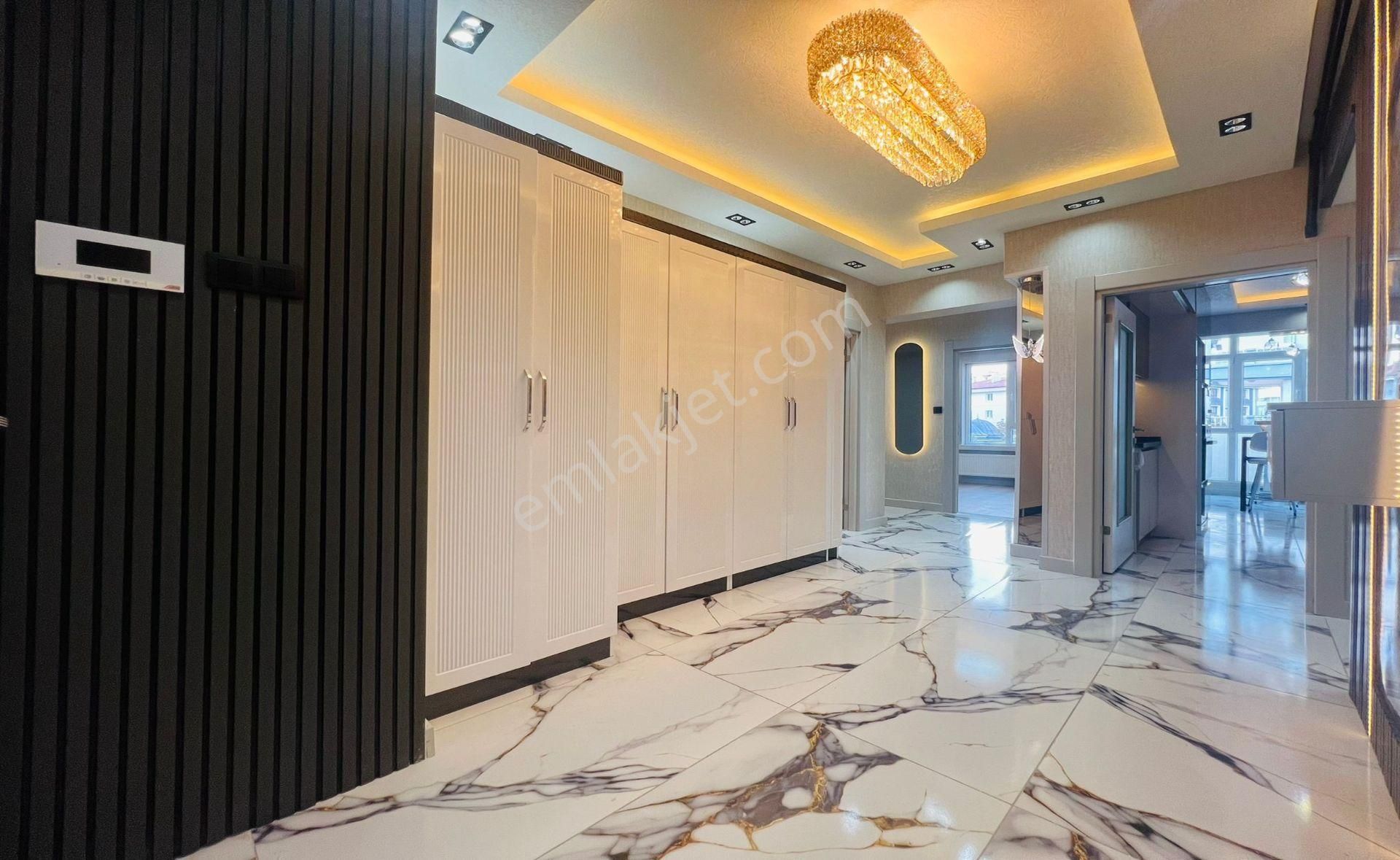 Çok Acil'den Atapark Mh. G.odalı Full Lux Yapılı 3+1 Daire!