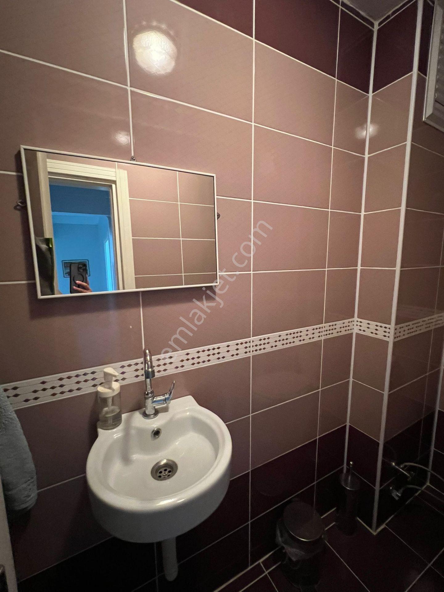 Özsoy Emlak Edirne'den Vali Konağı Arkası Kuş Evlerde Ara Kat Yenilenmiş 3+1 Satılık Daire - Görsel 18