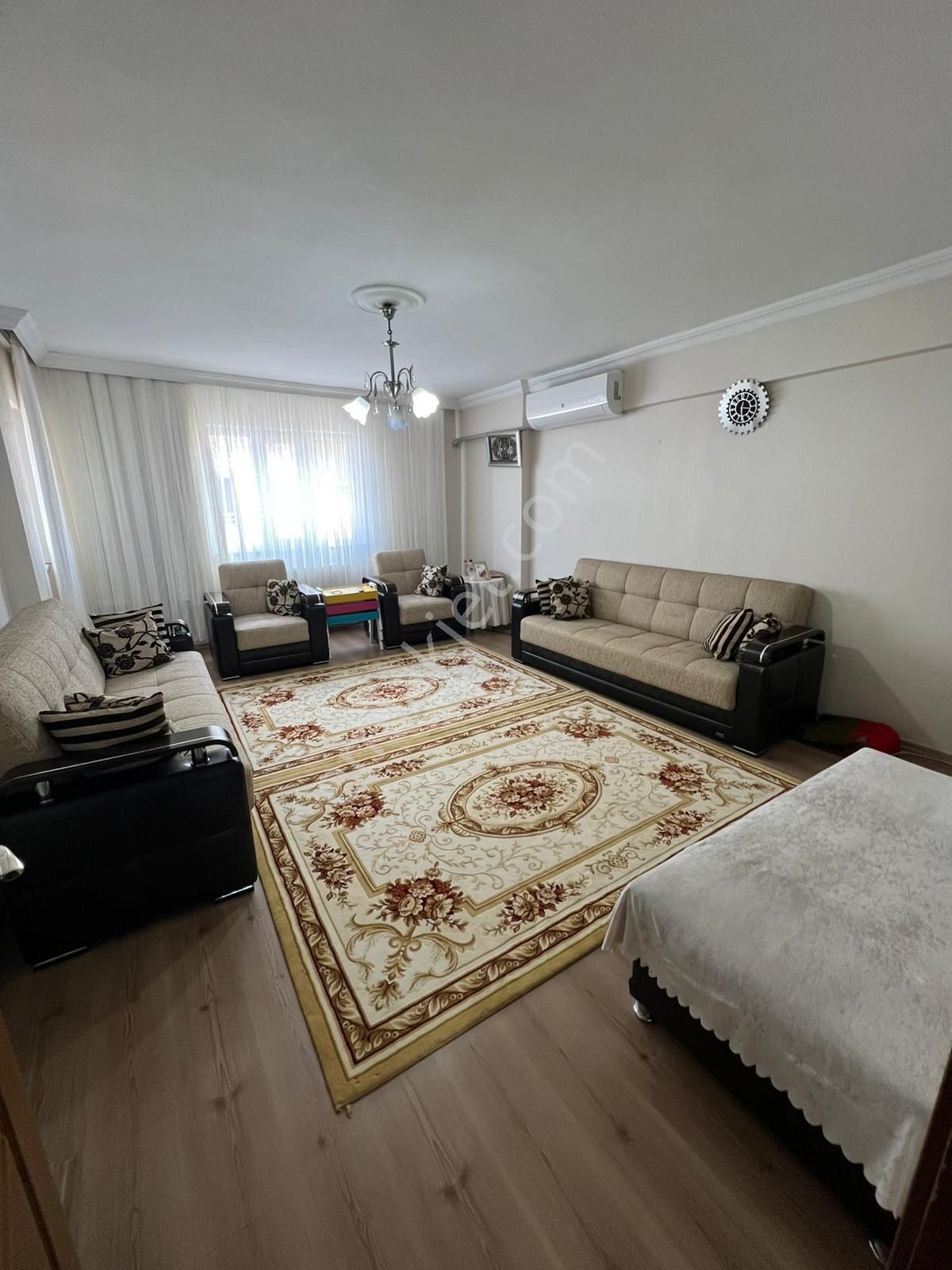Manisa Şehzadeler Göktaşlı Mh. Standart Özellikli 2+1 Kapalı Mutfak Satılık