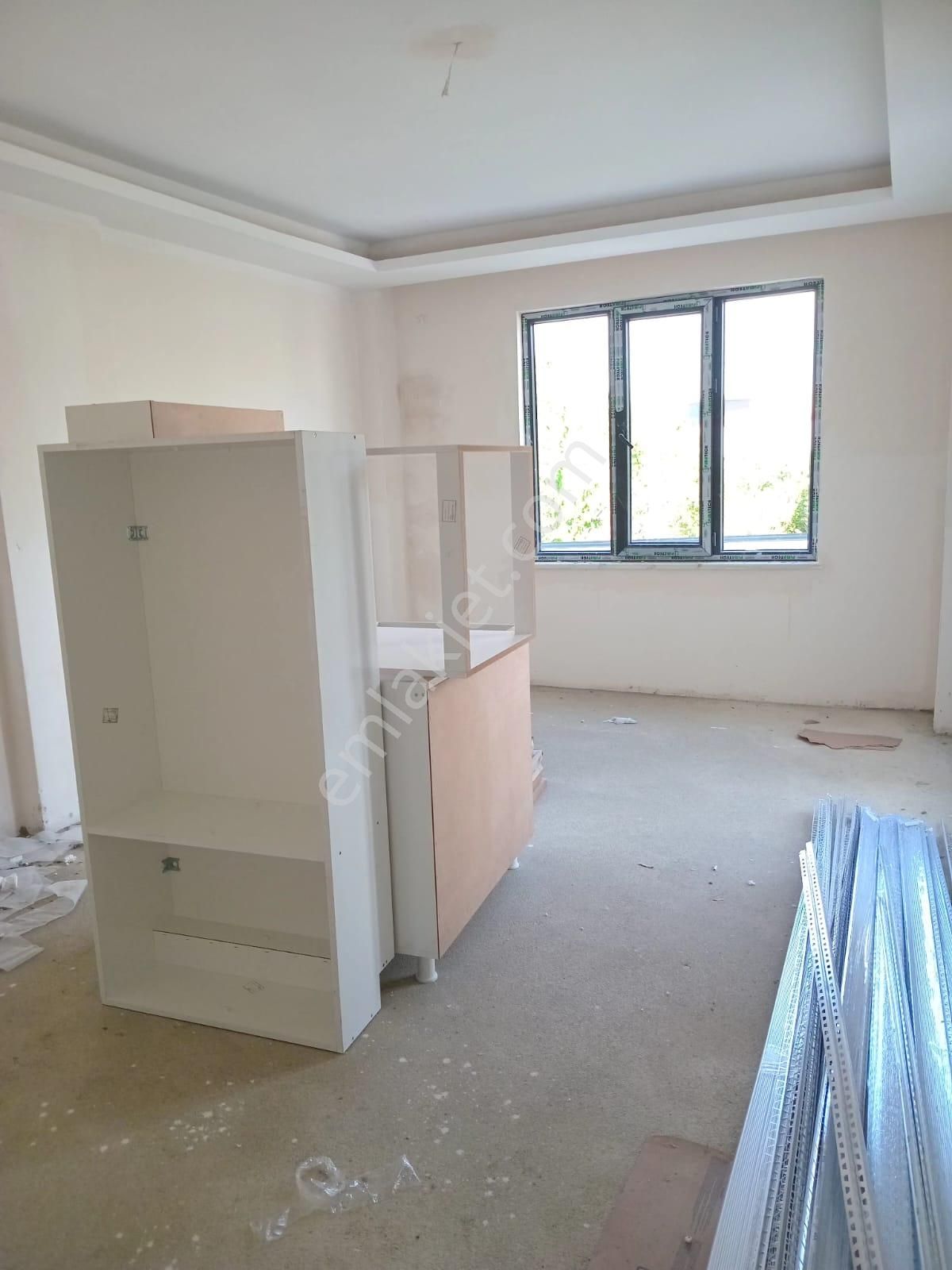 Ydn'den İskele Cad.satılık 2+1ayrı Mutfaklı Balkonlu Sıfır Daire