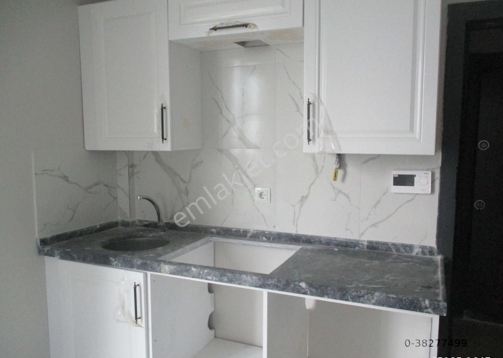 Samsun Atakum Esenevler Mah. Sıfır 1+1 Odalı Tramvaya 200 Mt Acil Satılık Daire