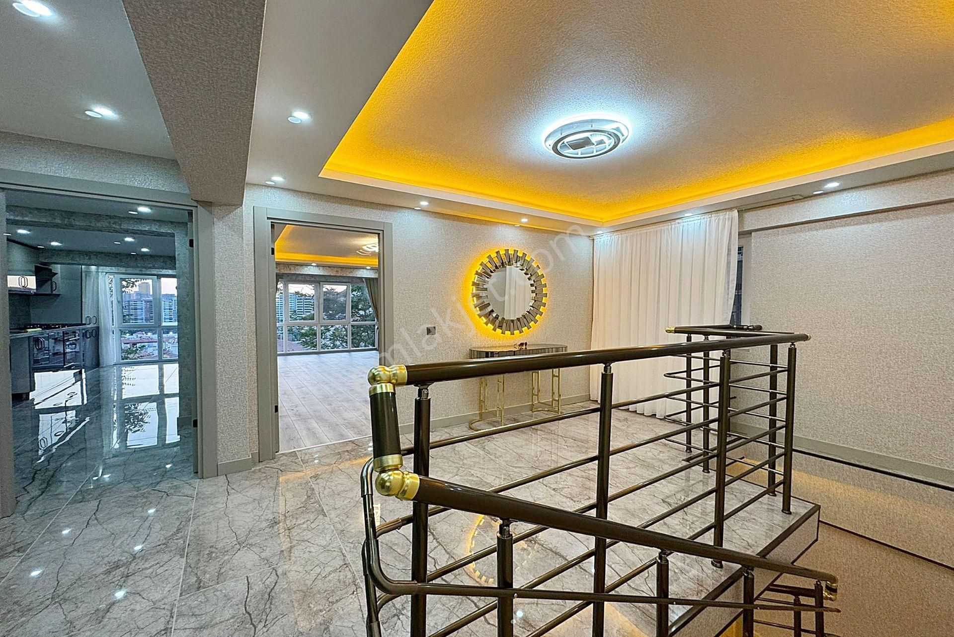340cd Yakını Villa Tadında Ultra Lüks Yapılı 2+1 Ters Dubleks
