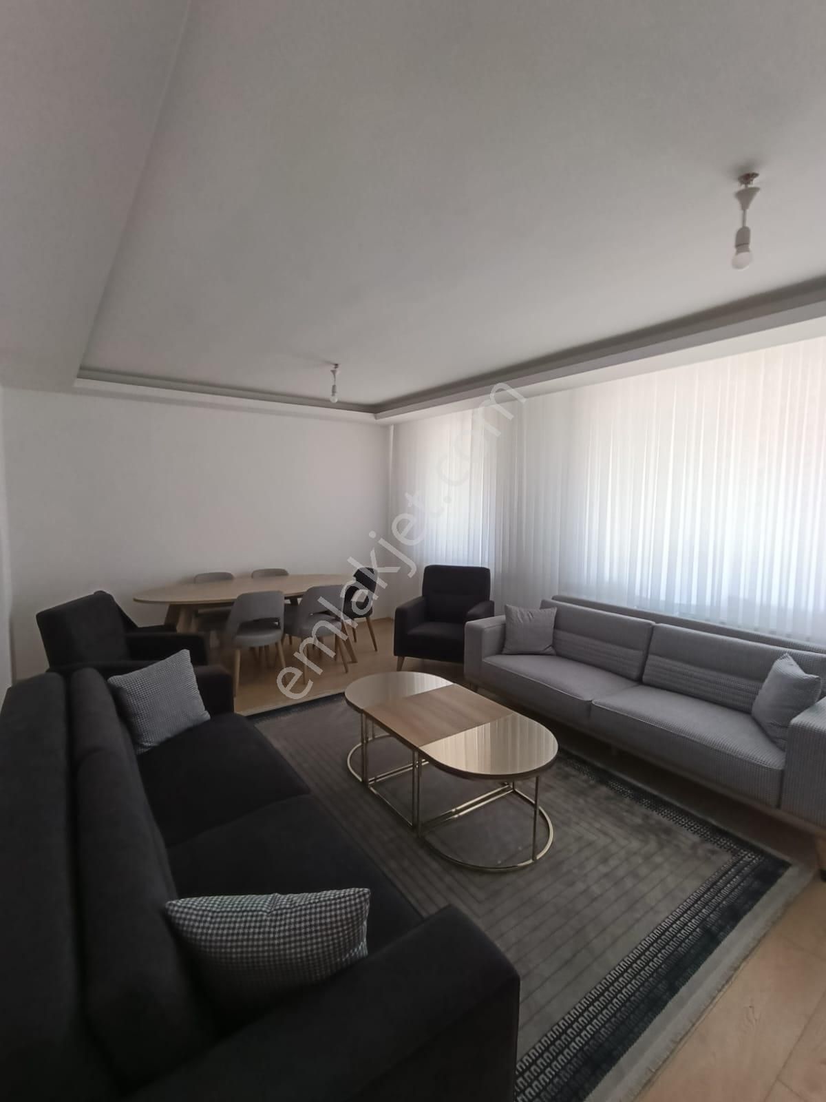 Sütlüce Mahallesi'nde Güney-kuzey Cepheli 3+1 Satılık Daire