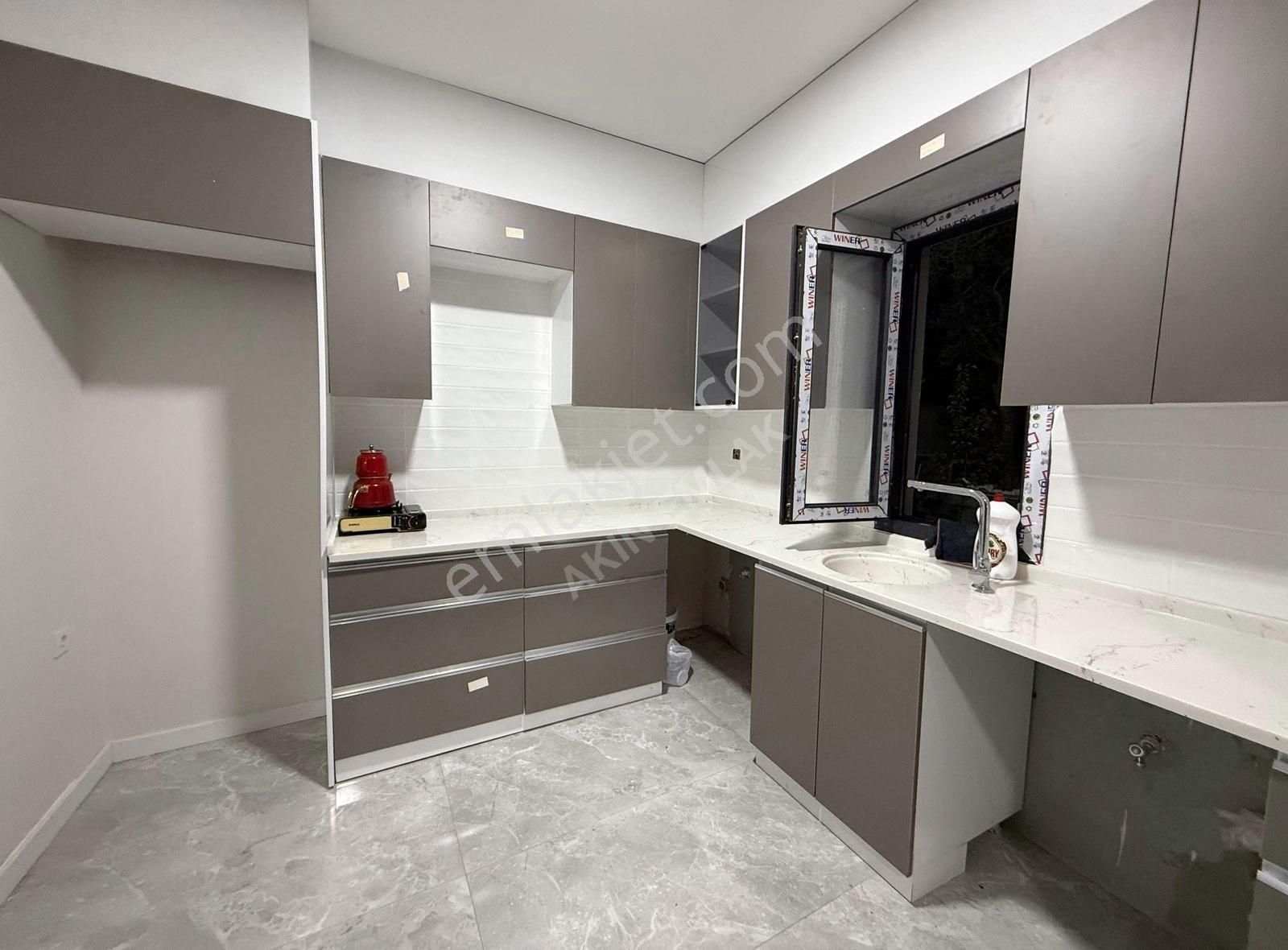 Buca Kaynaklarda Satılık 2+1 80 M2. Villa