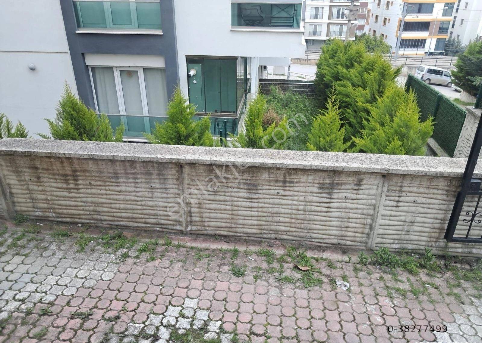 Samsun Atakum Körfez Tramvaya 50 Mt Girişi Ayrı Mutfak Ayrı Olan 2+1 Yüksel Bahçe Katı Satılık Daire - Görsel 2