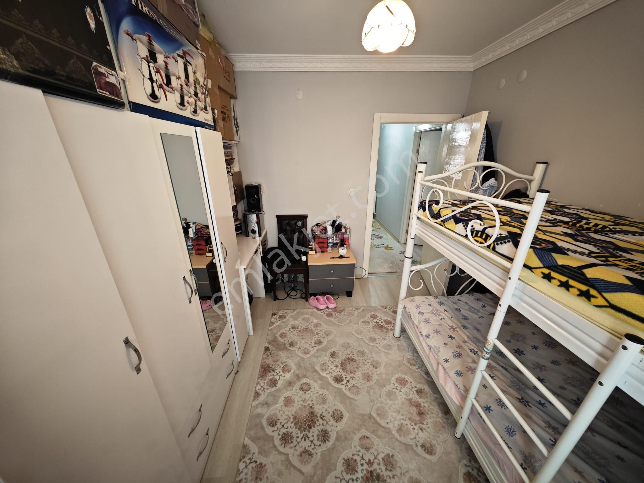 Başak'ta Sağlık Ocağı Yakını Asansörlü Full Yapılı 3+1 Ara Kat Satılık Daire !! - Görsel 18