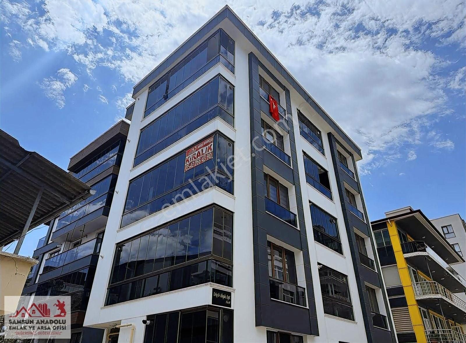Atakum Güzelyalı Sahile Yakın Eşyalı Kiralık 1+1 Daire