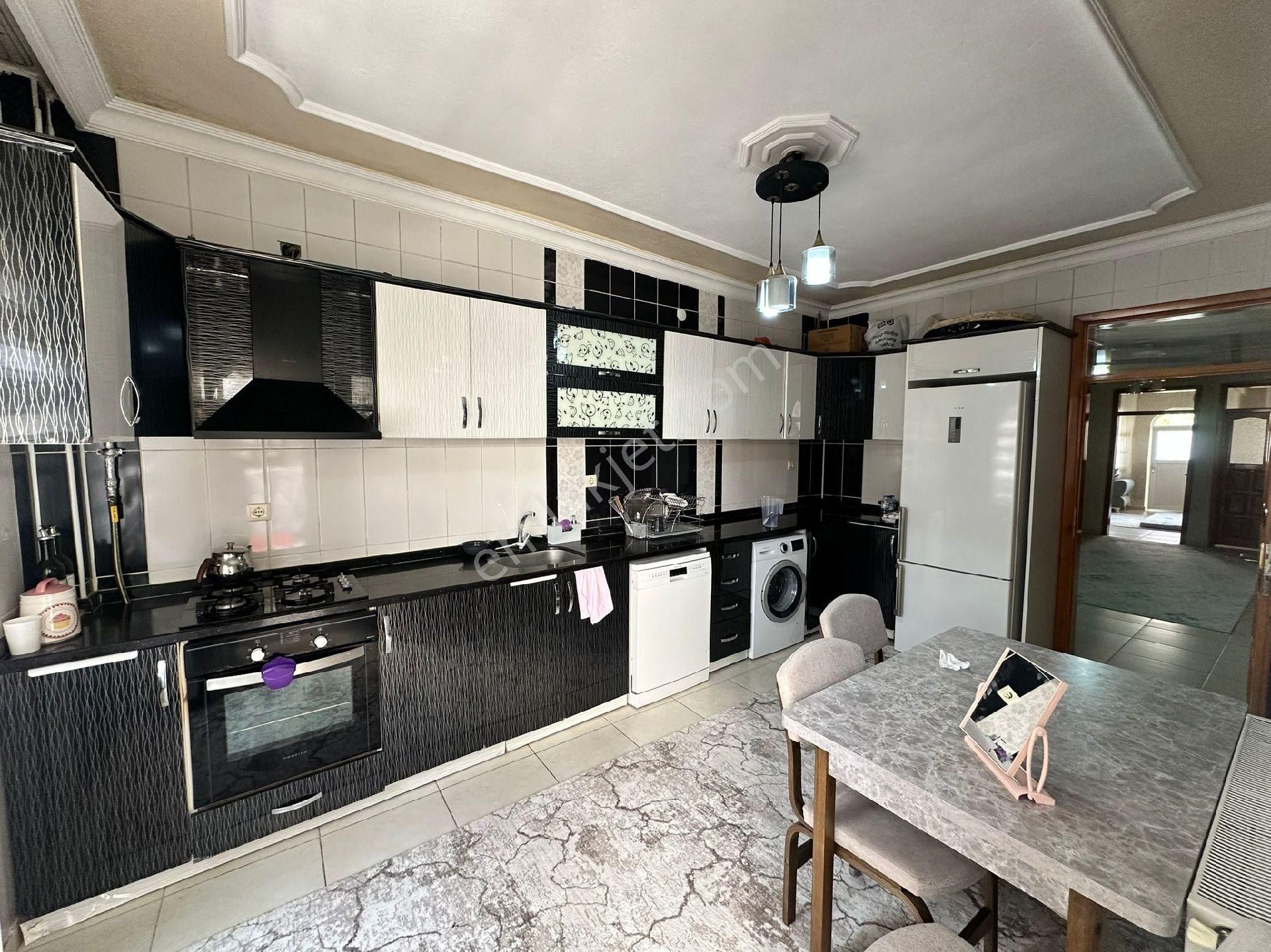 Kılıç Group Gayrimenkul Ferit Cumaoğlundan Komple Satılık Bina - Görsel 25