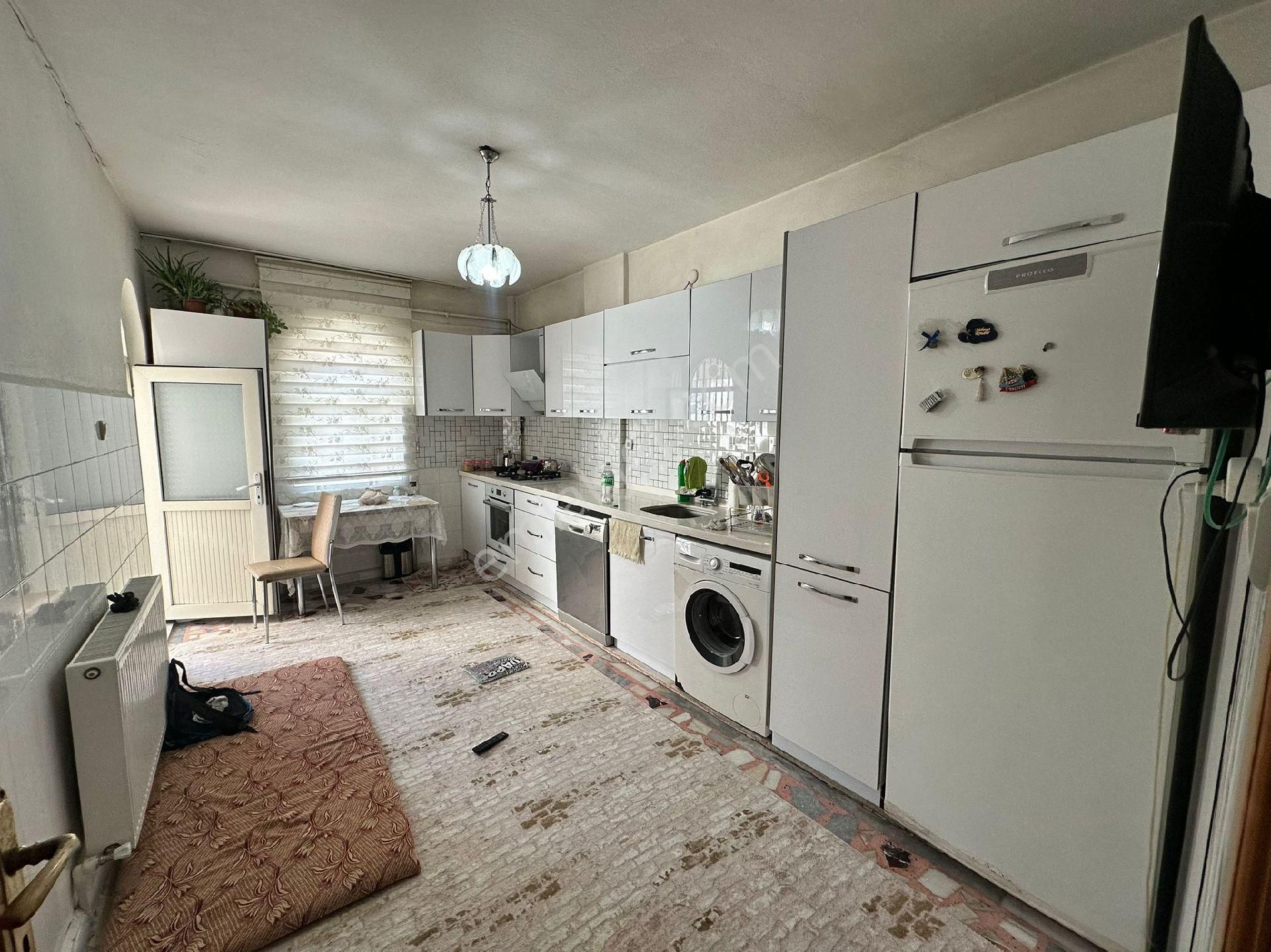 Kılıç Group Gayrimenkul Ferit Cumaoğlundan Komple Satılık Bina - Görsel 4