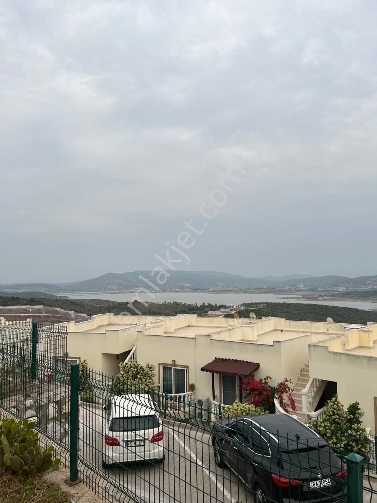 Boğaziçi Adabükünde Satılık 2+1 Site İçerisinde Bahçe Kat Manzaralı Daire - Görsel 3