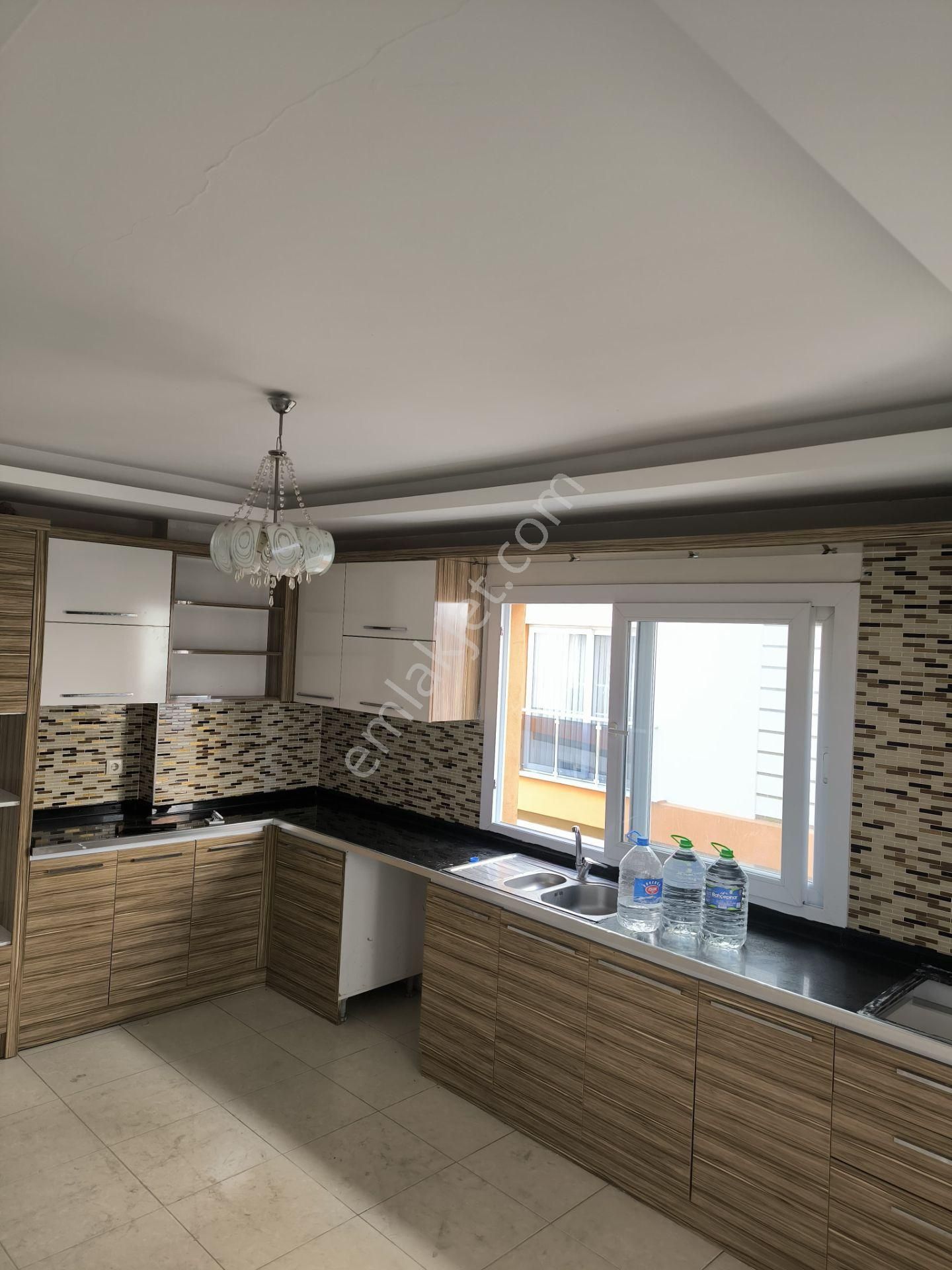 Mersin Toroslar Yalınayak Mh 3+1 Kiralık Daire