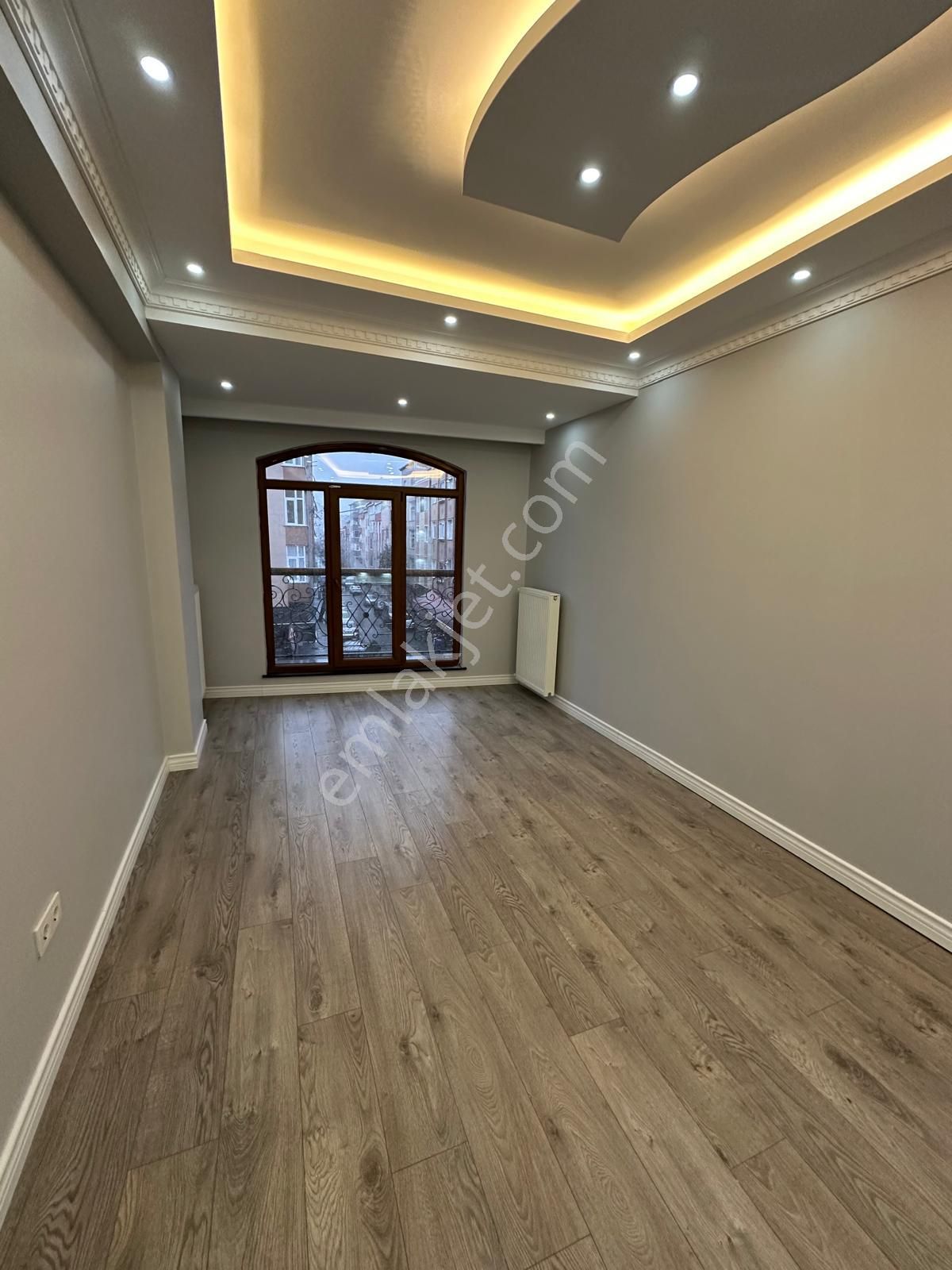 Karadeniz Mahallesin'de Satılık 2+1 Yeni Bina'da Dekorasyonlu Daire - Görsel 2