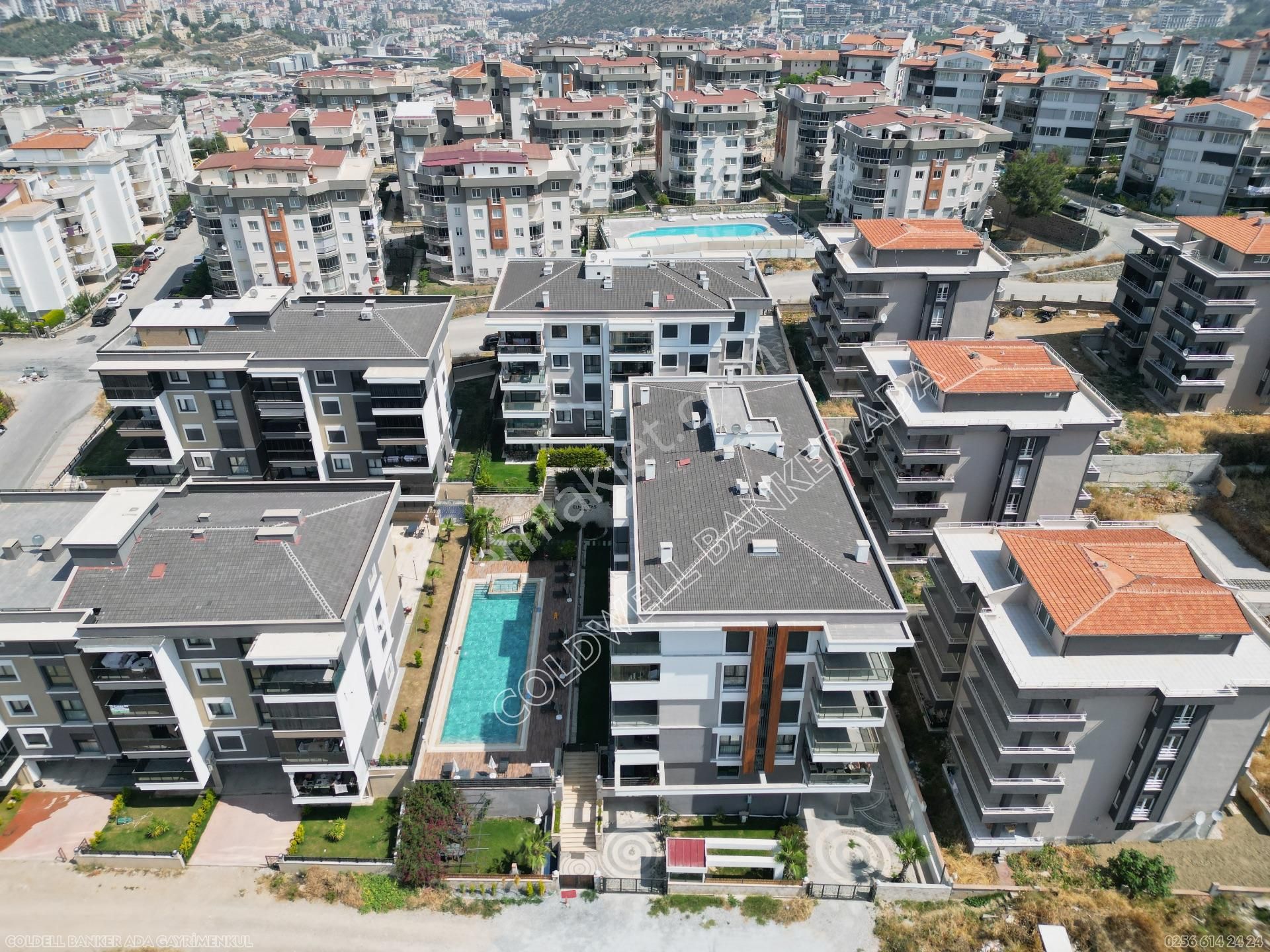 Full Eşyalı Site İçinde Lüks 1+1 Satılık Daire