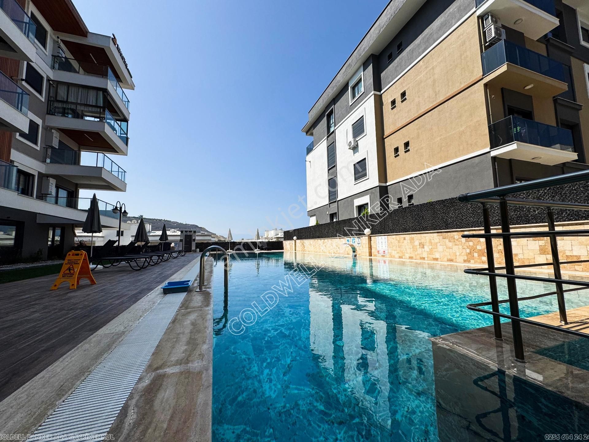 Kuşadası Değirmendere Mahallesinde Yatırıma Uygun 1+1 Eşyalı Daire - Görsel 4