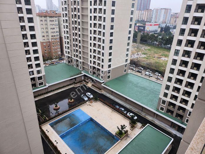 Beylikdüzü Kameroğlu Metrohome De Arakat Full Peyzaj Manzaralı Büyük Tip 1+1 Kiralık Daire