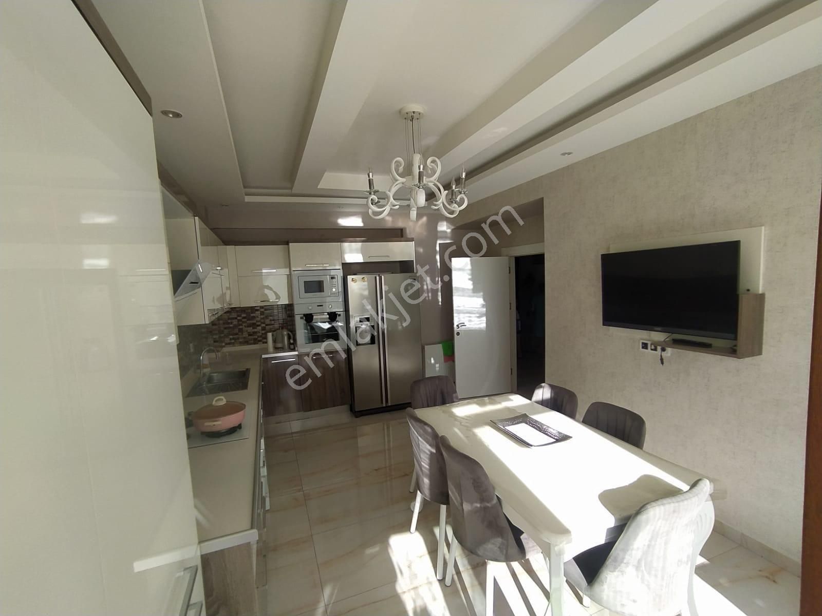 Sur İlçesinde Bulunan Azel 1 Etap Villamız Acilen Satılık Tır