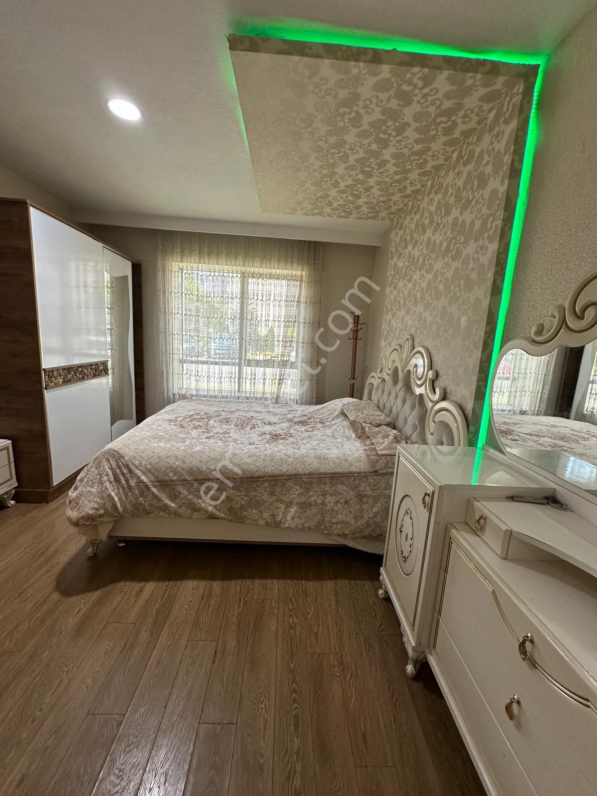 Prestij Park Güvenlikli Havuzlu Sitede Krediye Uygun Kelepir Daire 3+1 Satılık