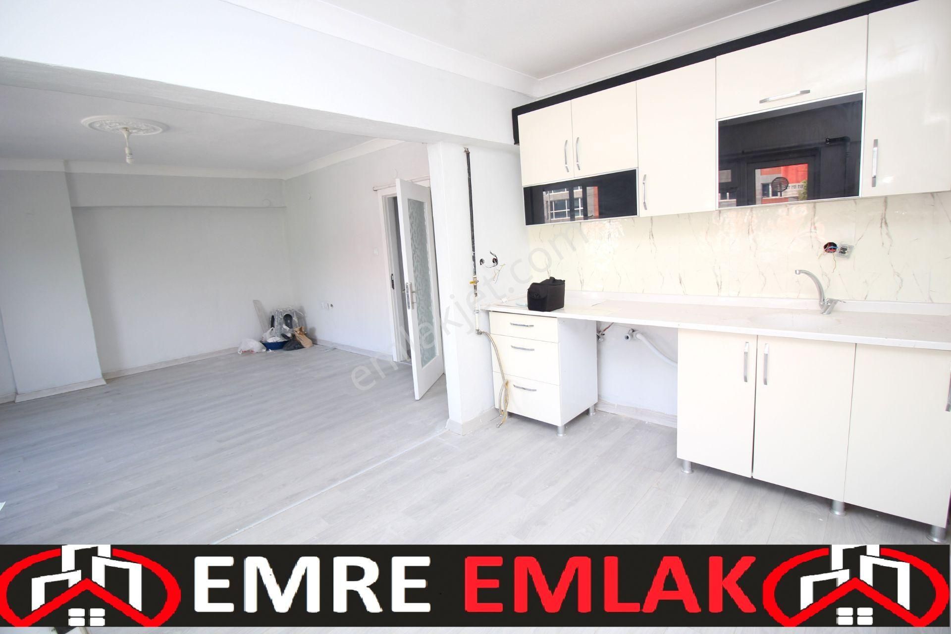 Emre Emlaktan Atakent'te 14 Cade Üzeri 3+1 Satılık Daire
