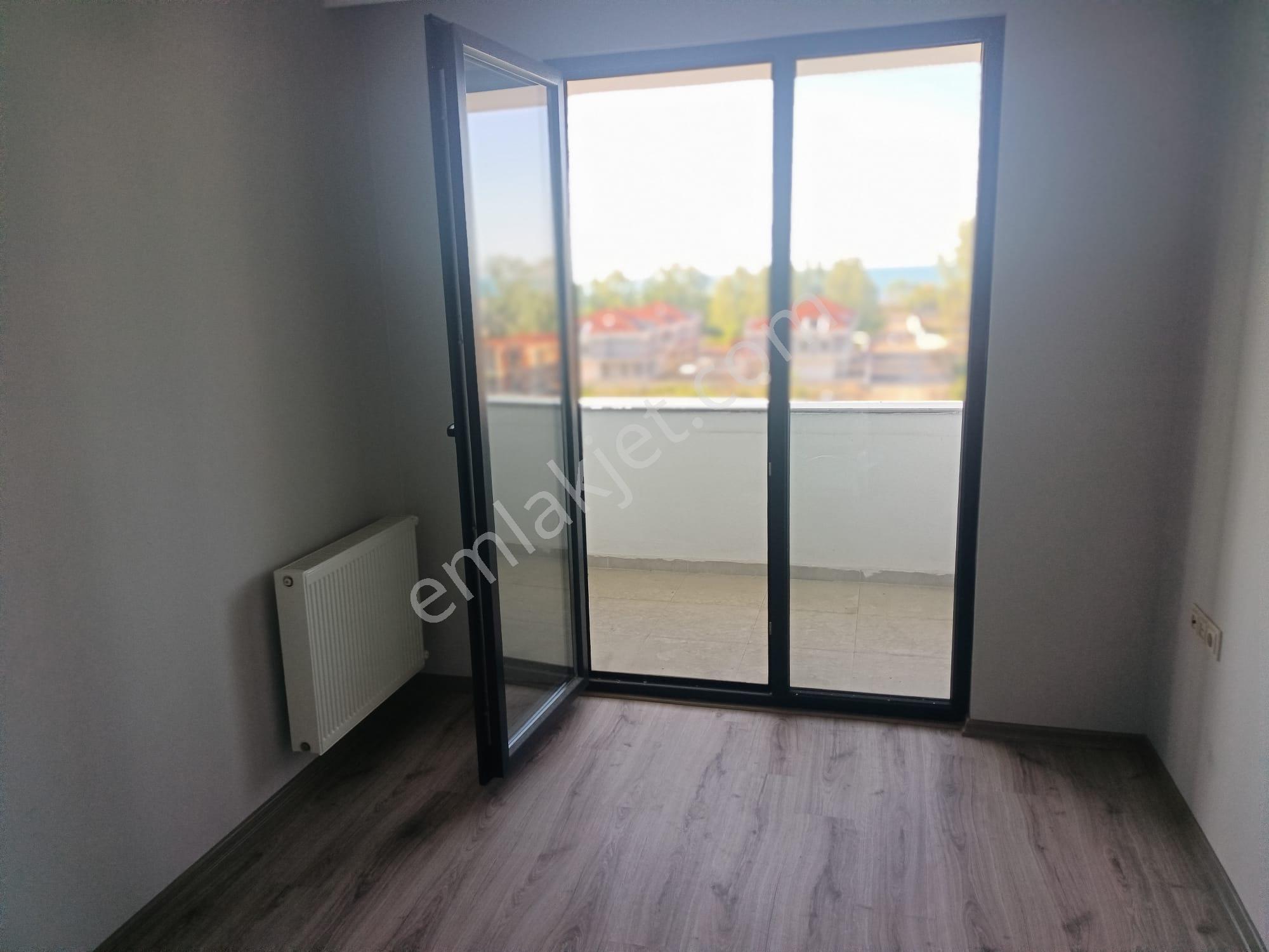Üniversite Yakınında Kiralık 2+1 Daire Deniz Manzaralı - Görsel 21