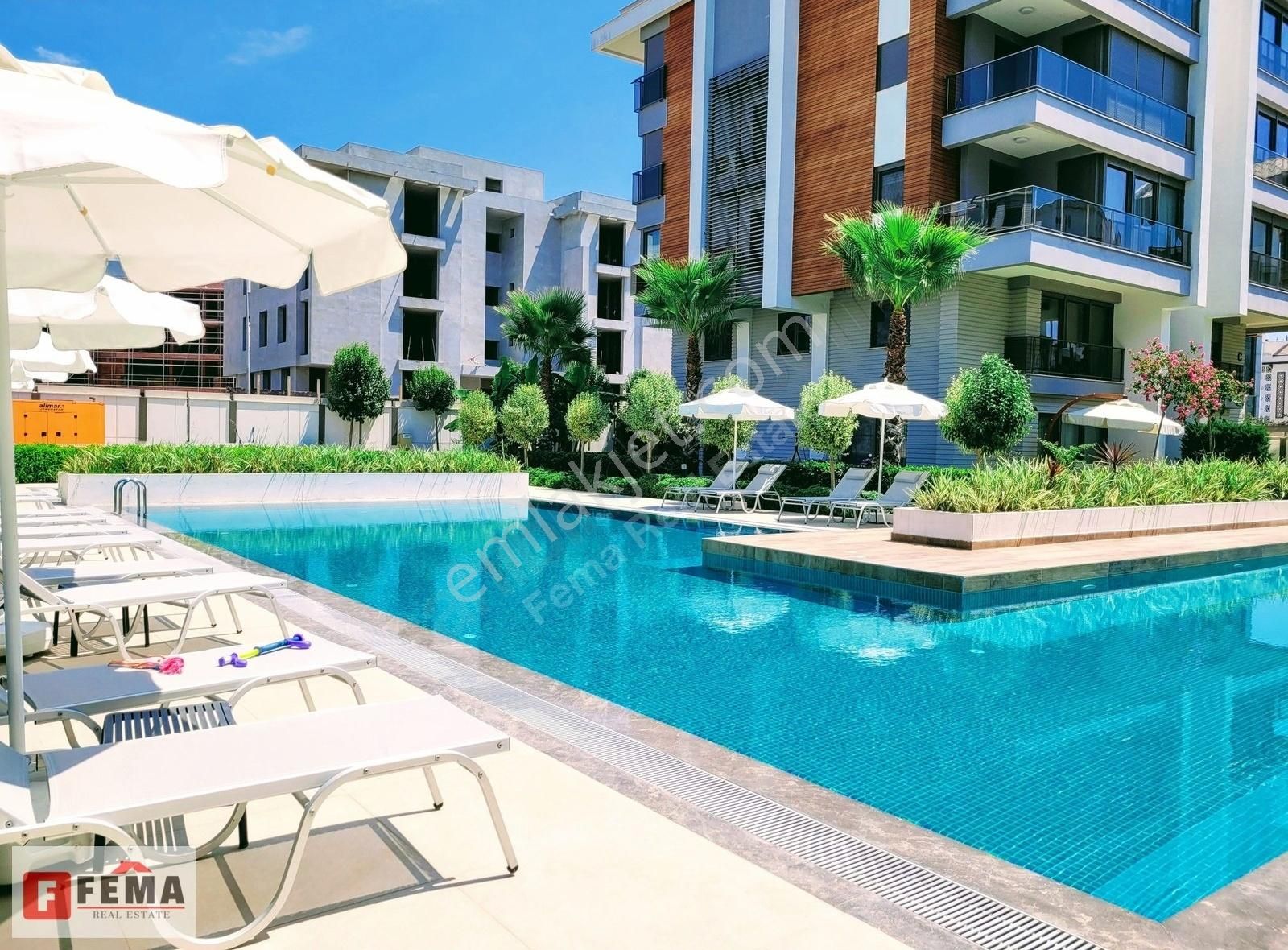 Modern Sitede Kiralık Lux 3+1 Bahçe Dubleksi - 190 M2- For Rent
