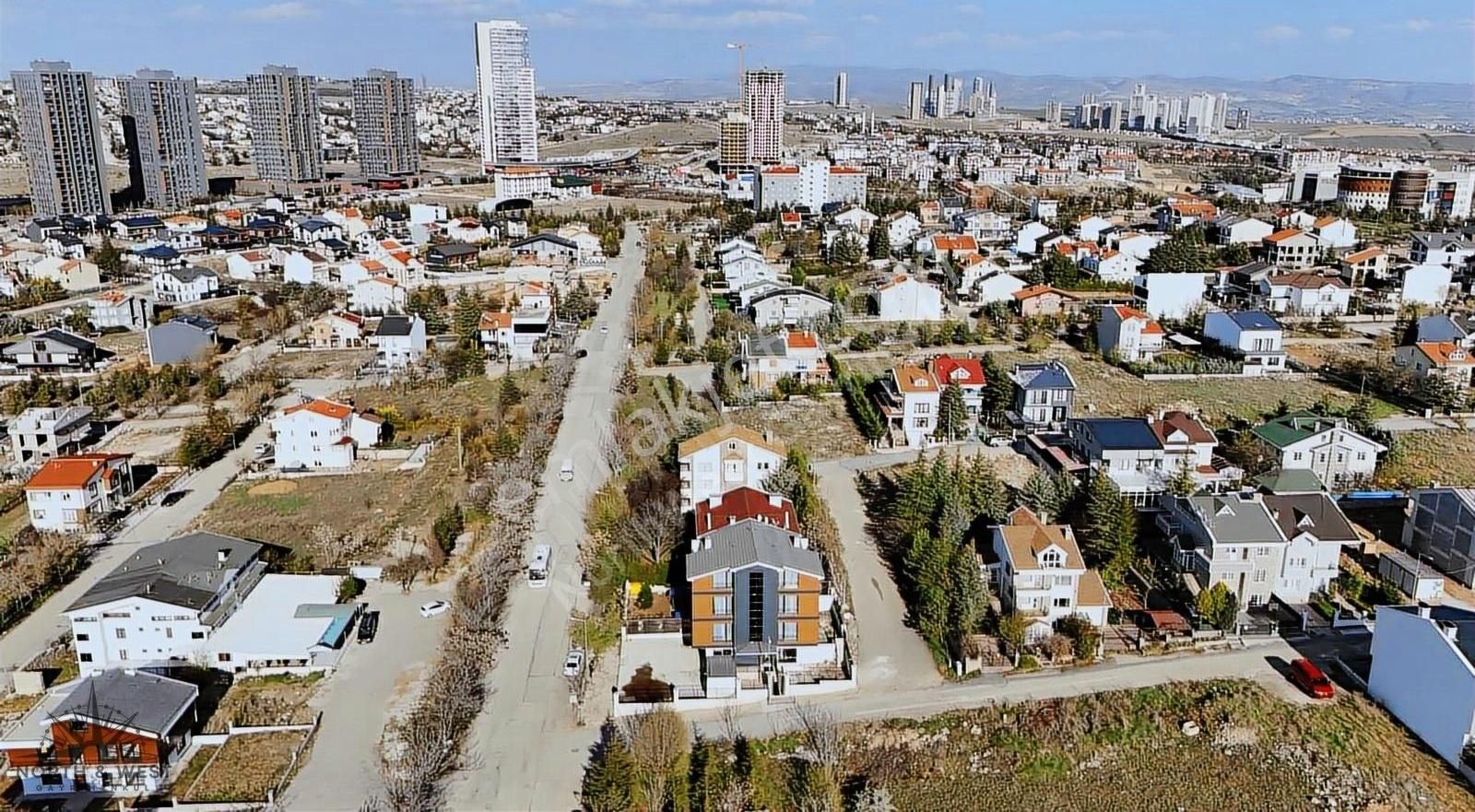 Bulvar Loft Arkası İncek Bulvarına Yakın Fırsat İşyeri
