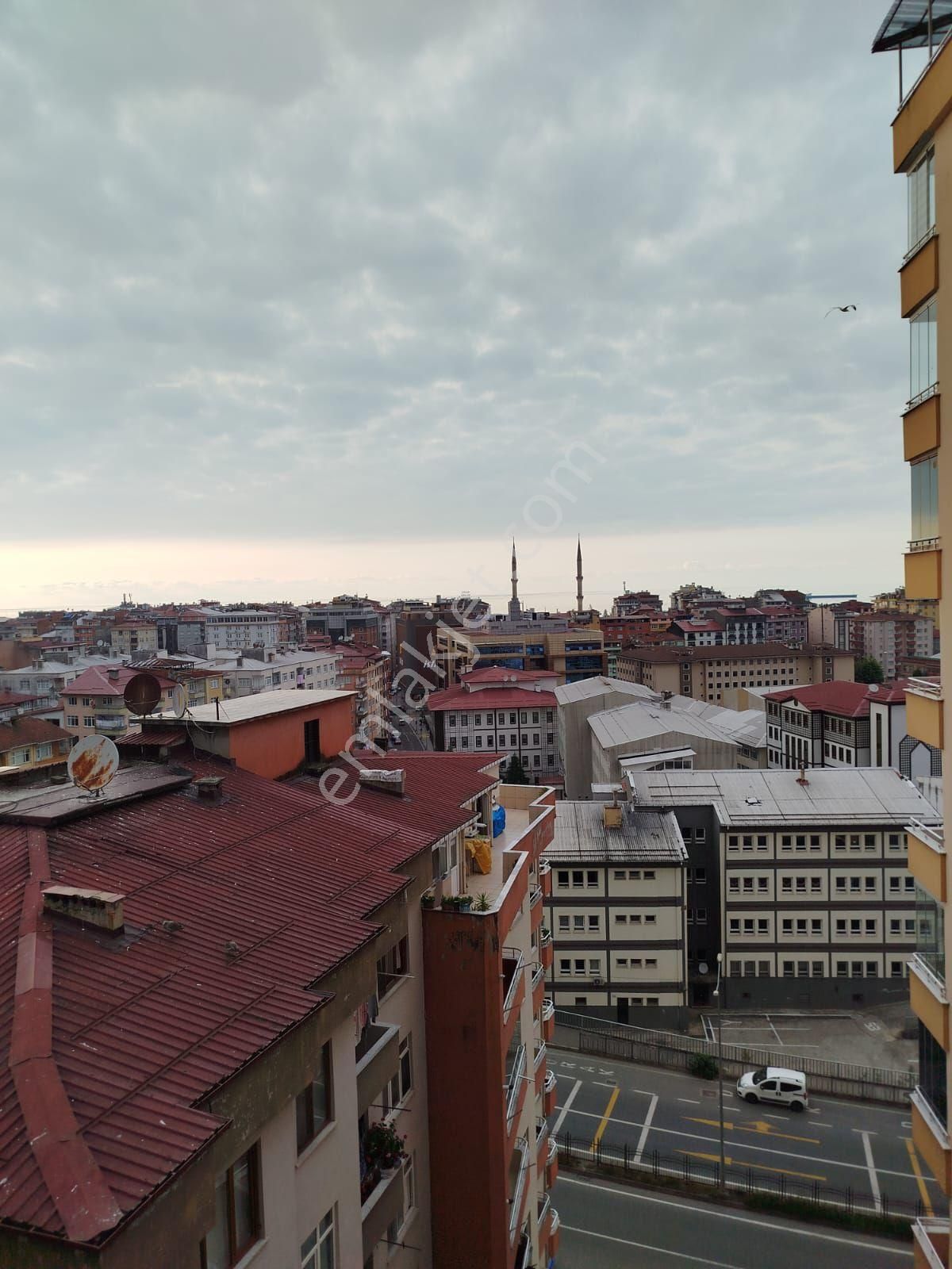 Rize Merkez Paşa Kuyu Mahallesi Satılık Daire Merkezi Konumda Uygun Fiyat