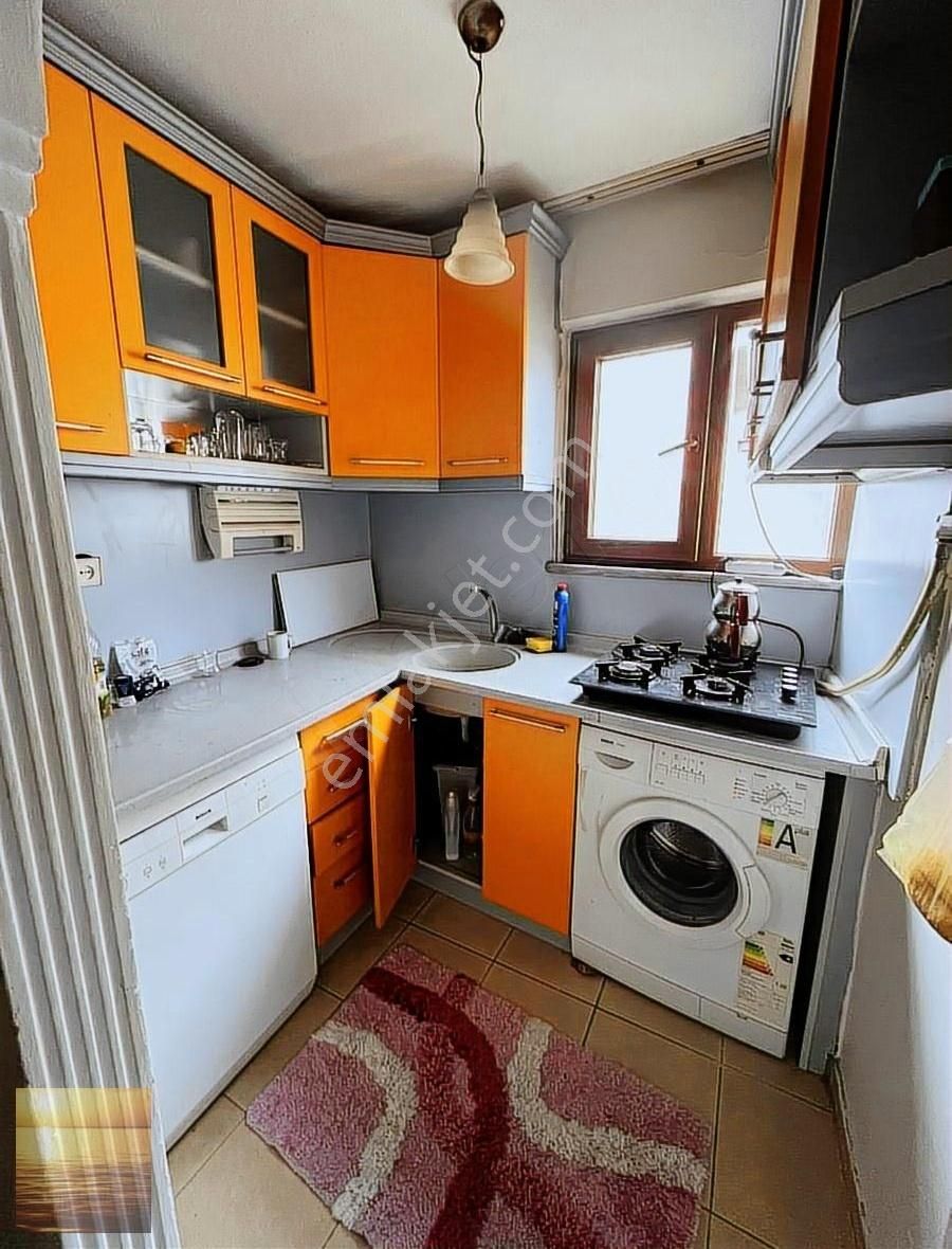 Metrobüse 5 Dakika Yürüyüş Mesafesinde 2+1eşyalı Kiralık Daire
