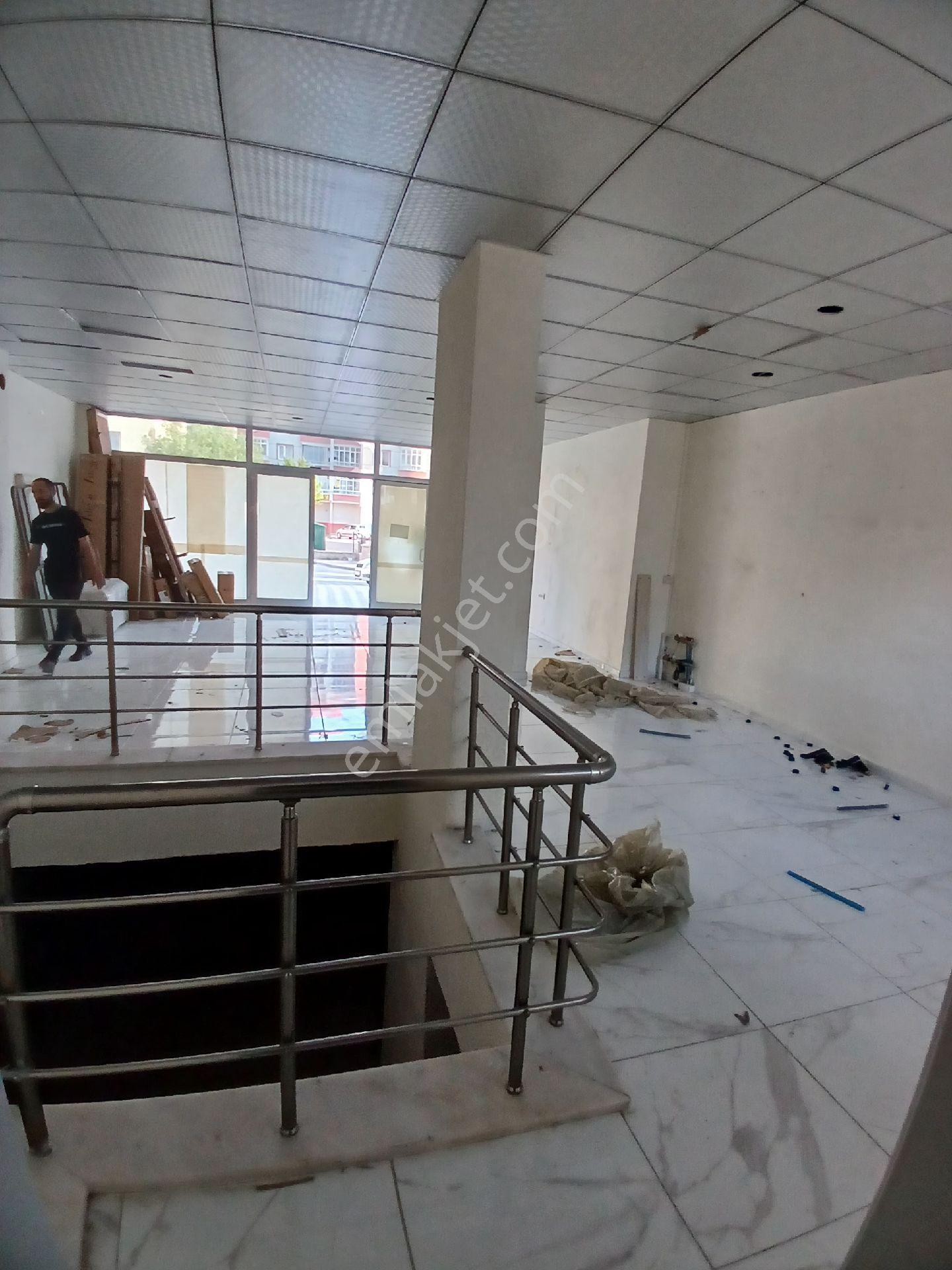Mevlana Kültür Merkezi Karşısında 140 M2 Dükkan - Görsel 4