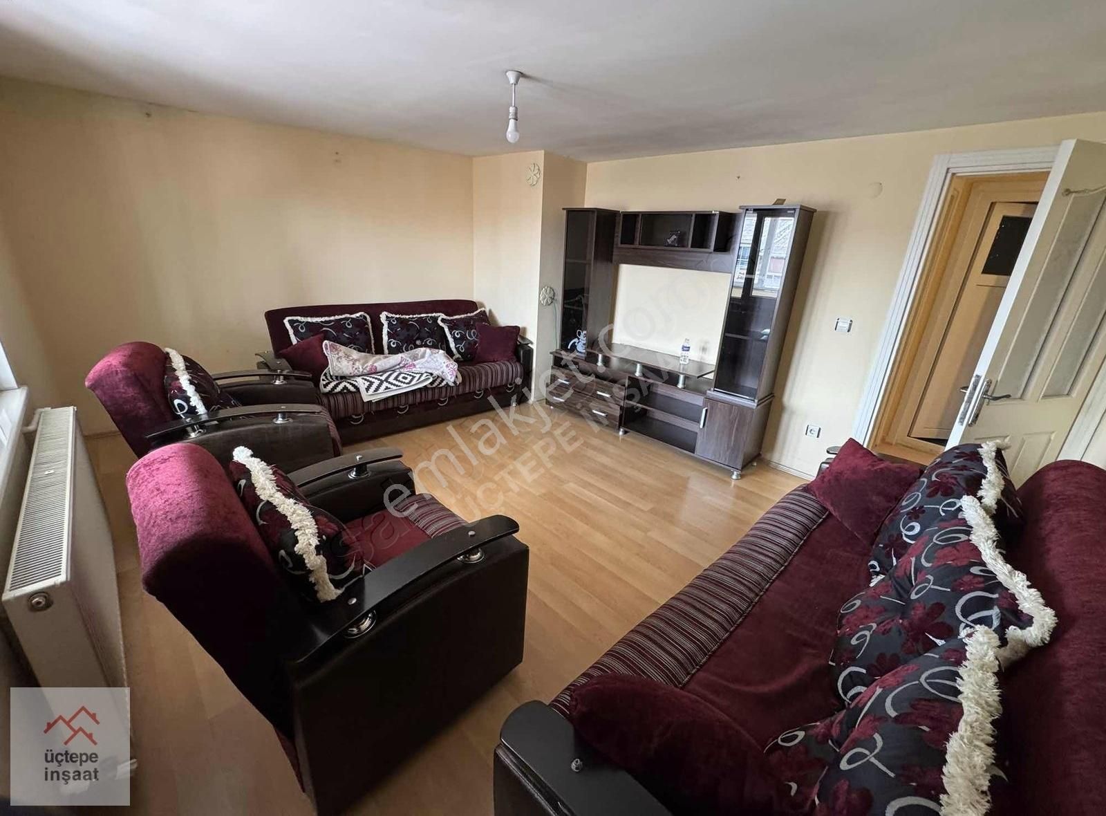 Osmangazi Mah'da 2+1 Çatı Katı 100 M² - Tüm Eşyalar Satılıktır -