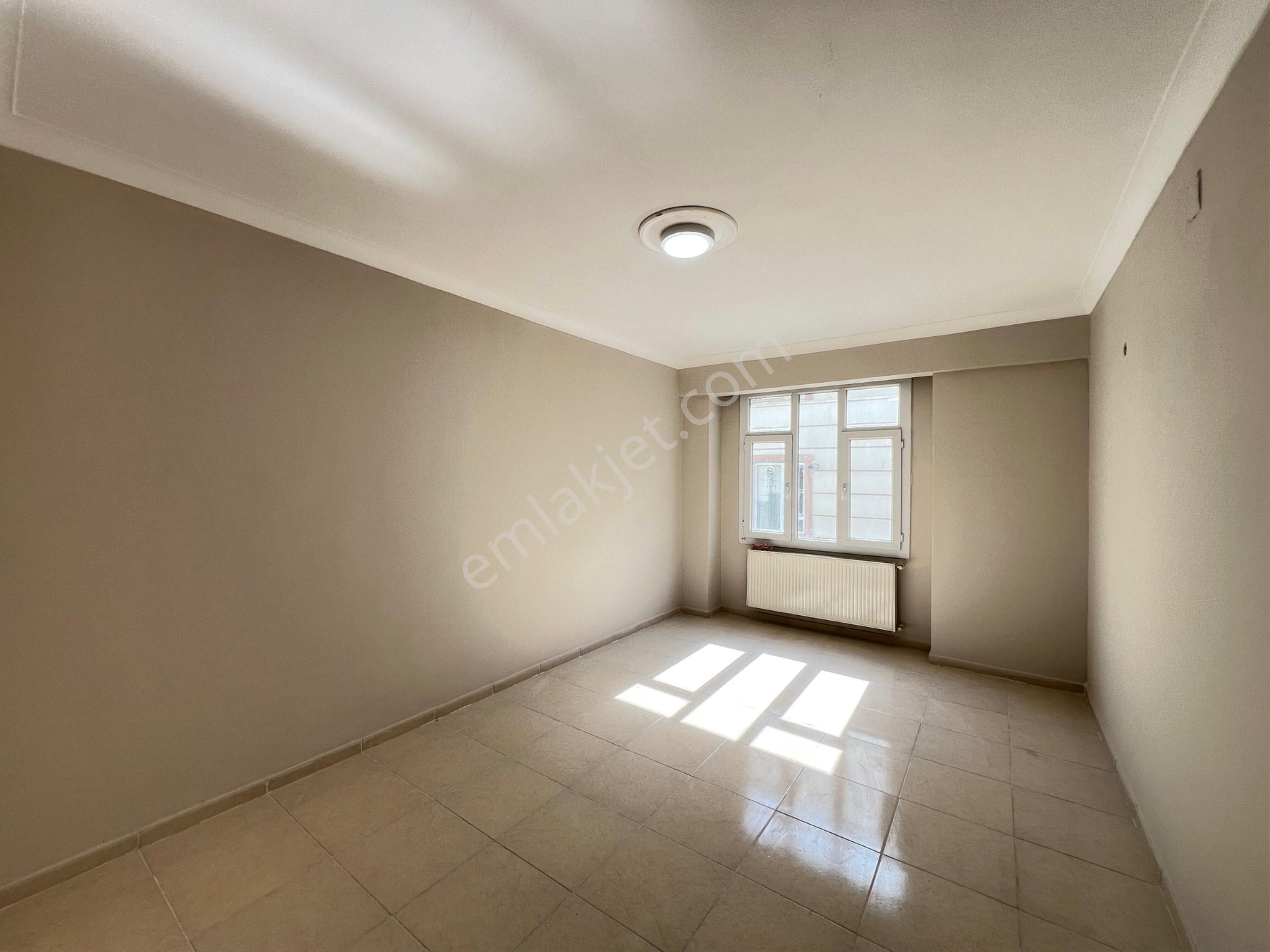Realty World Mns2 Gayrimenkul Mehmetden Haliliye Şair Nabide 4odalı Satılık Kelepir Daire
