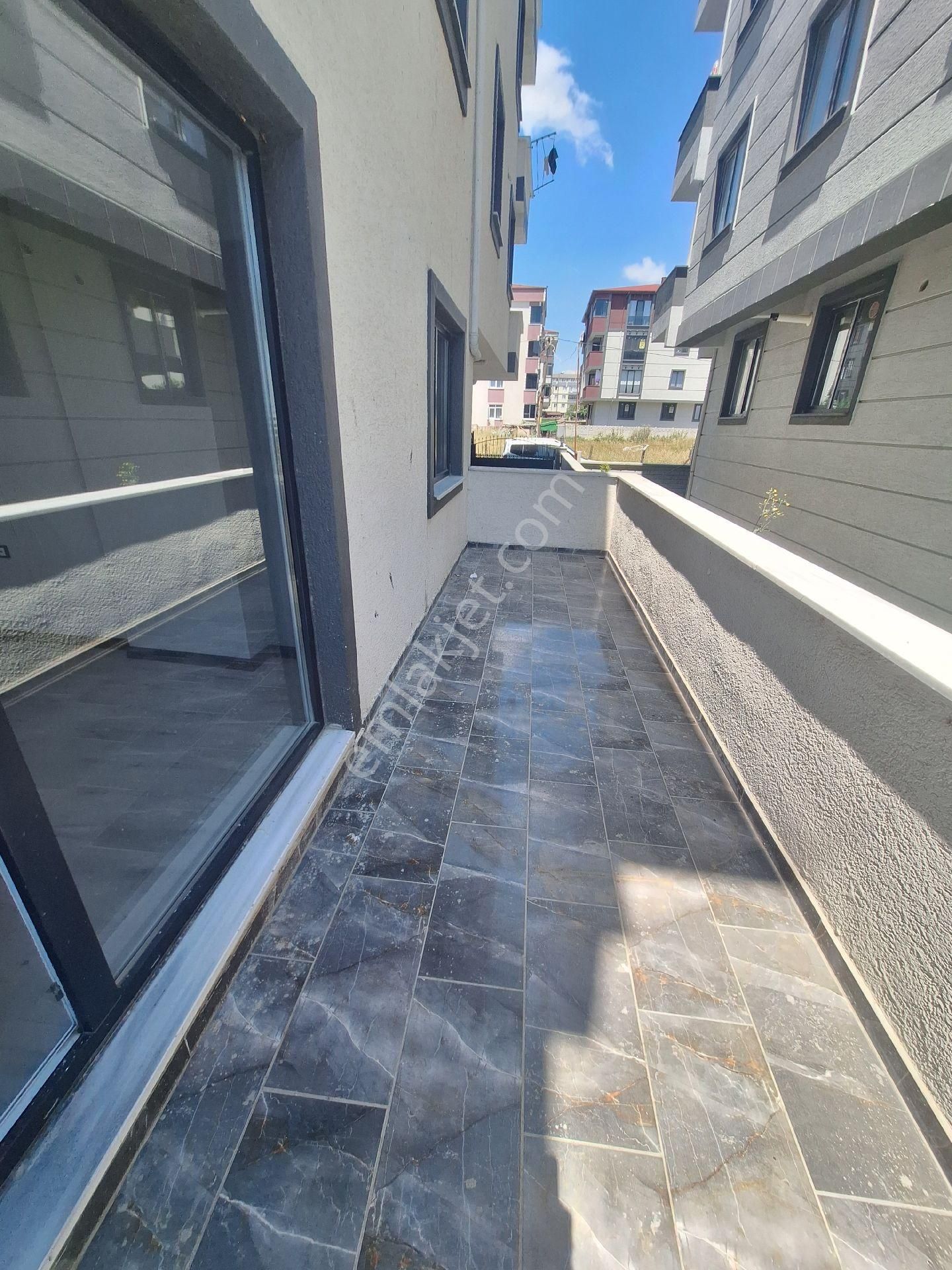 Trraslı Balkonlu Yüksek Giriş 2+1
