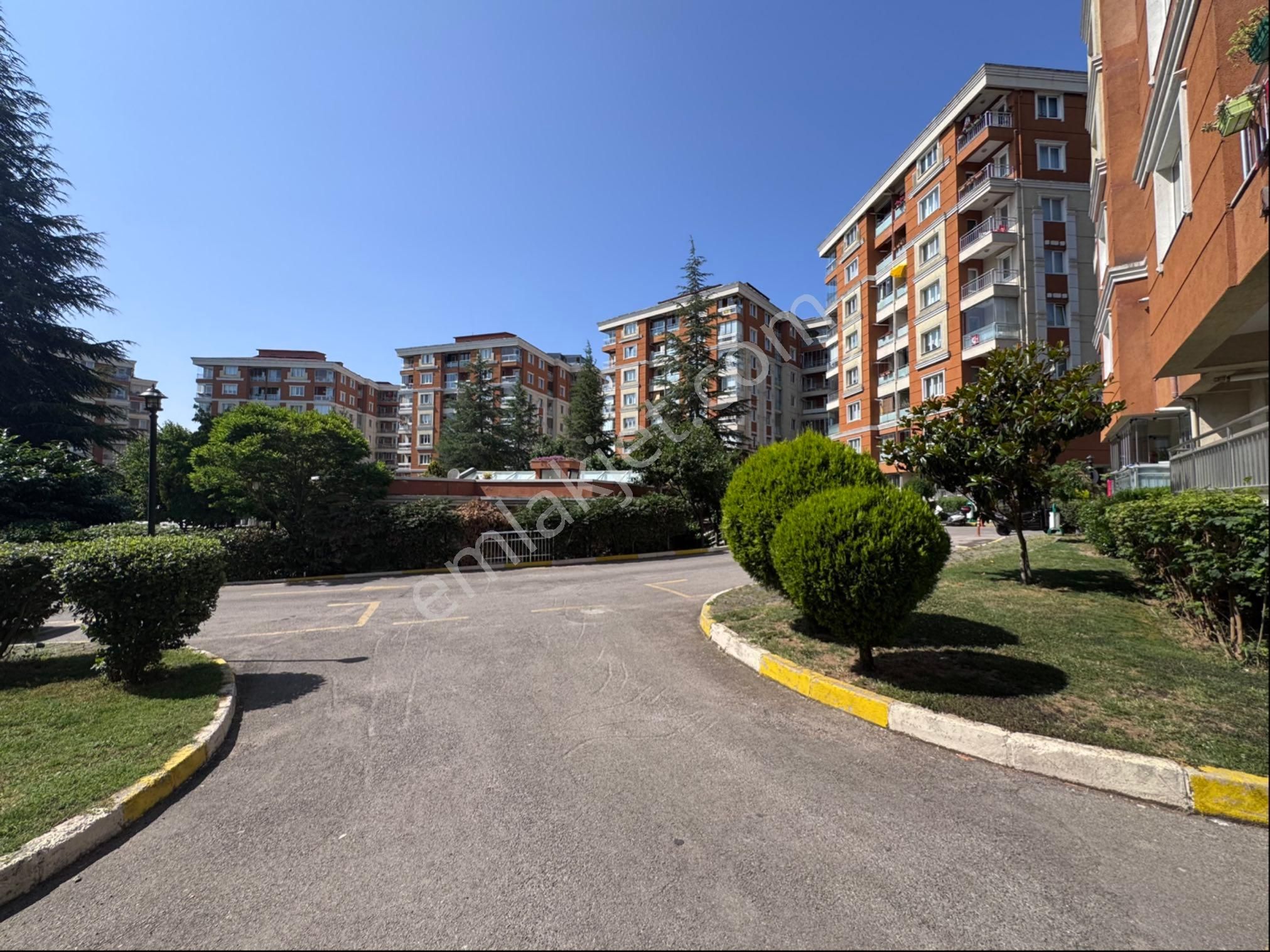Dumankaya Çekmeköy Evlerinde Kiralik Daire